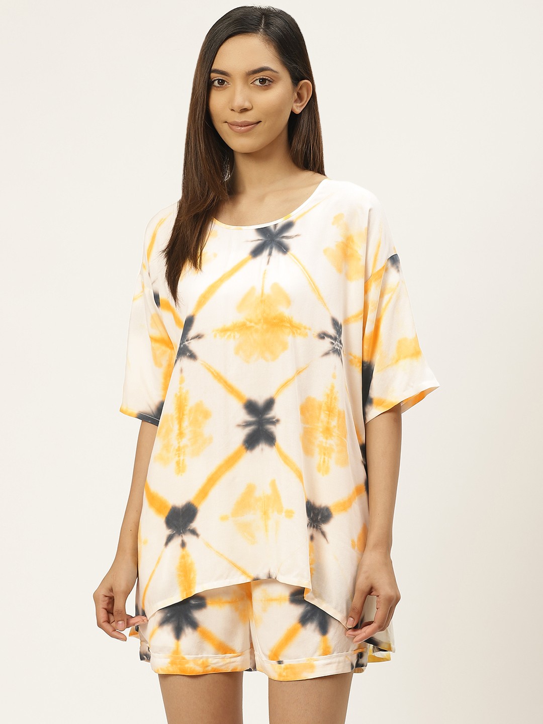 

Prakrti Women White & Yellow Geometric Patterned Tie & Dyed Print Sustainable Night suit