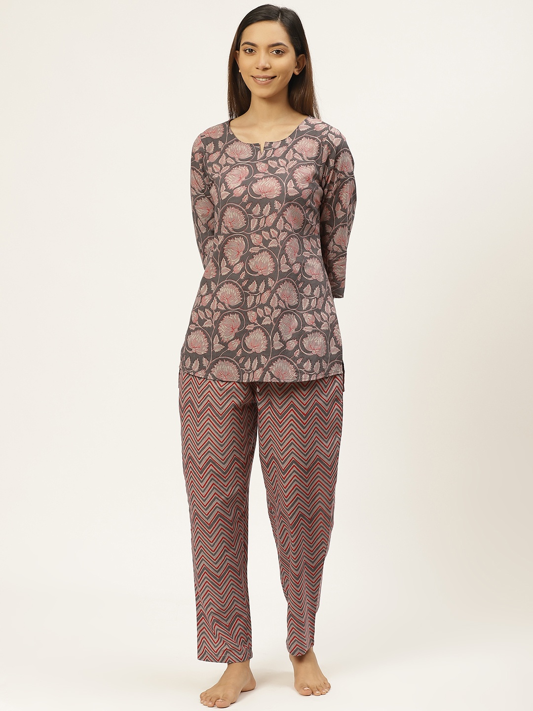 

Prakrti Women Grey & Red Ethnic Motifs Print Pure Cotton Night suit