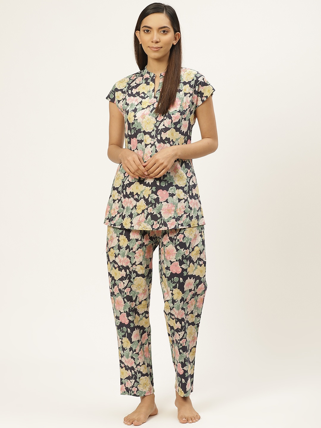 

Prakrti Women Navy Blue & Yellow Handblock Floral Print Pure Cotton Night suit