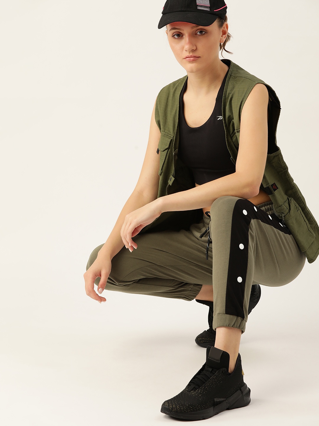 

DressBerry Women Olive Green Solid Cotton Joggers