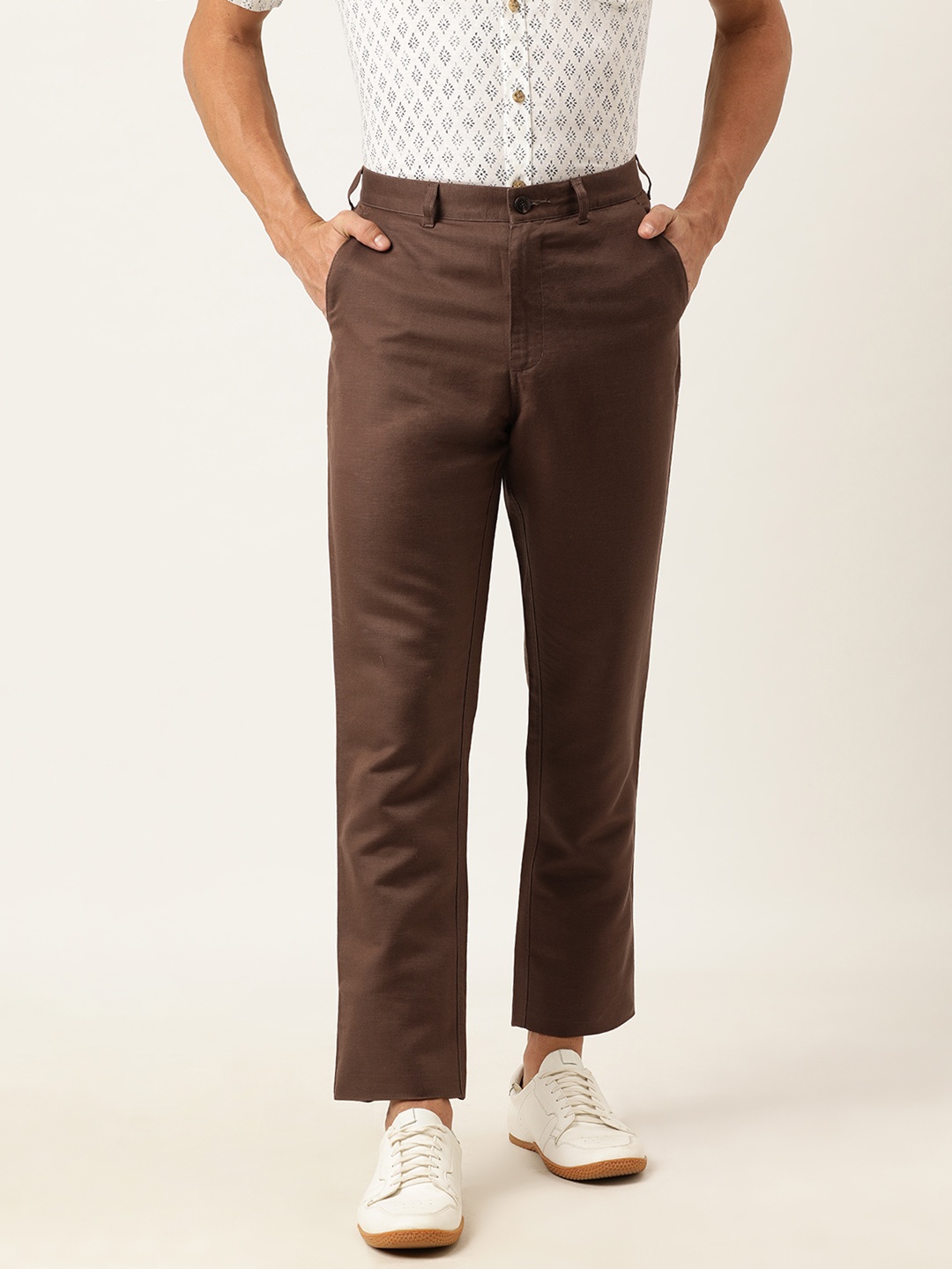 

Burnt Umber Men Coffee Brown Regular Fit Solid Regular Trousers