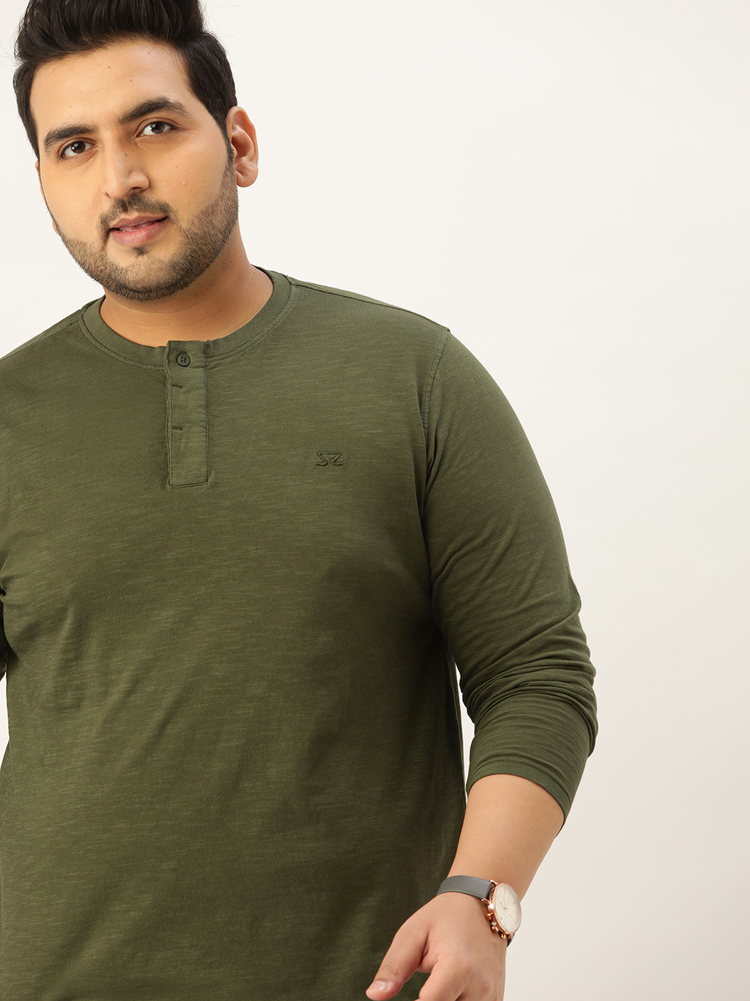 

Sztori Men Olive Green Plus Size Cotton Solid Henley Neck T-shirt
