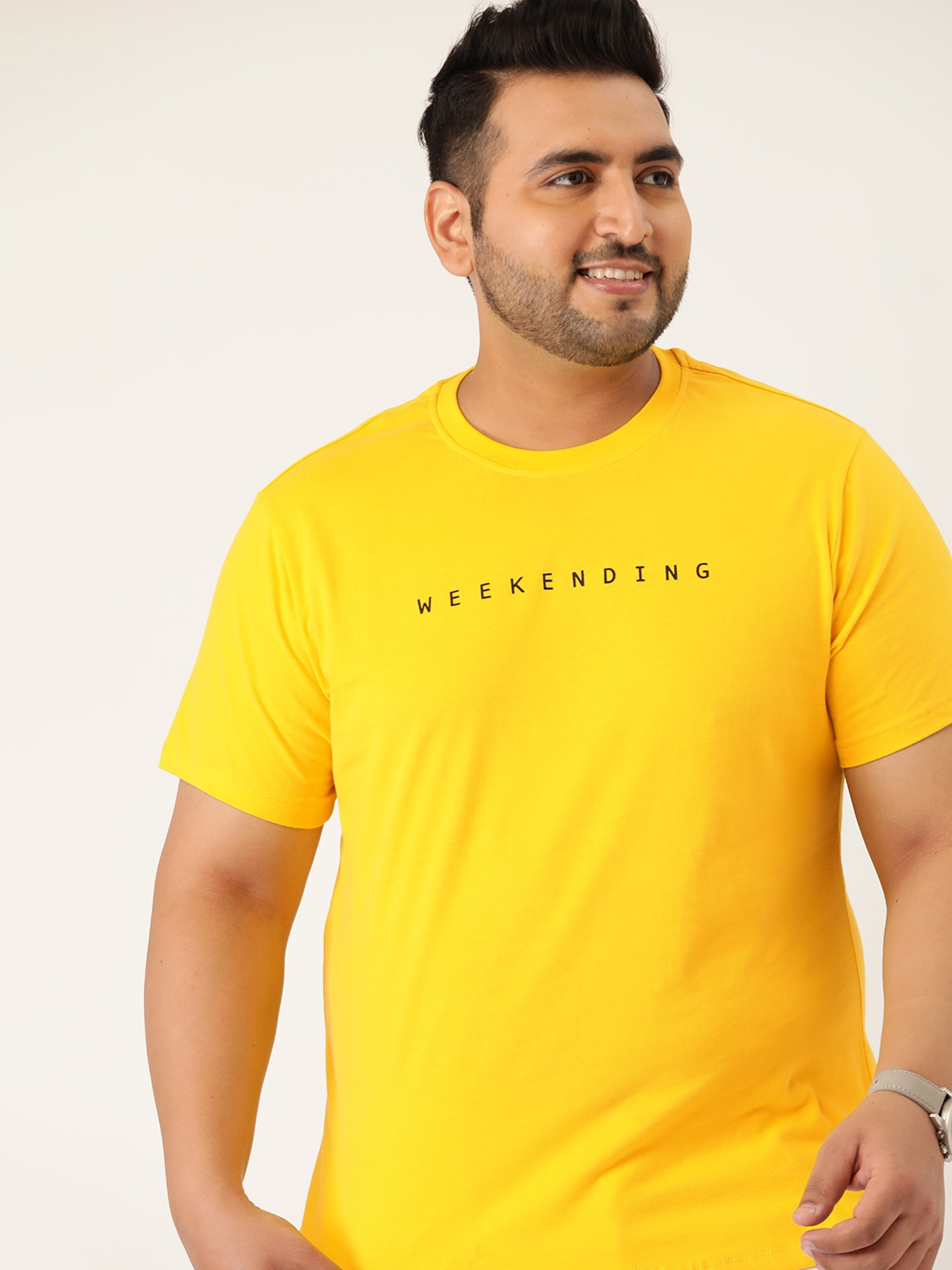

Sztori Men Plus Size Yellow & Black Pure Cotton Typography Printed T-shirt