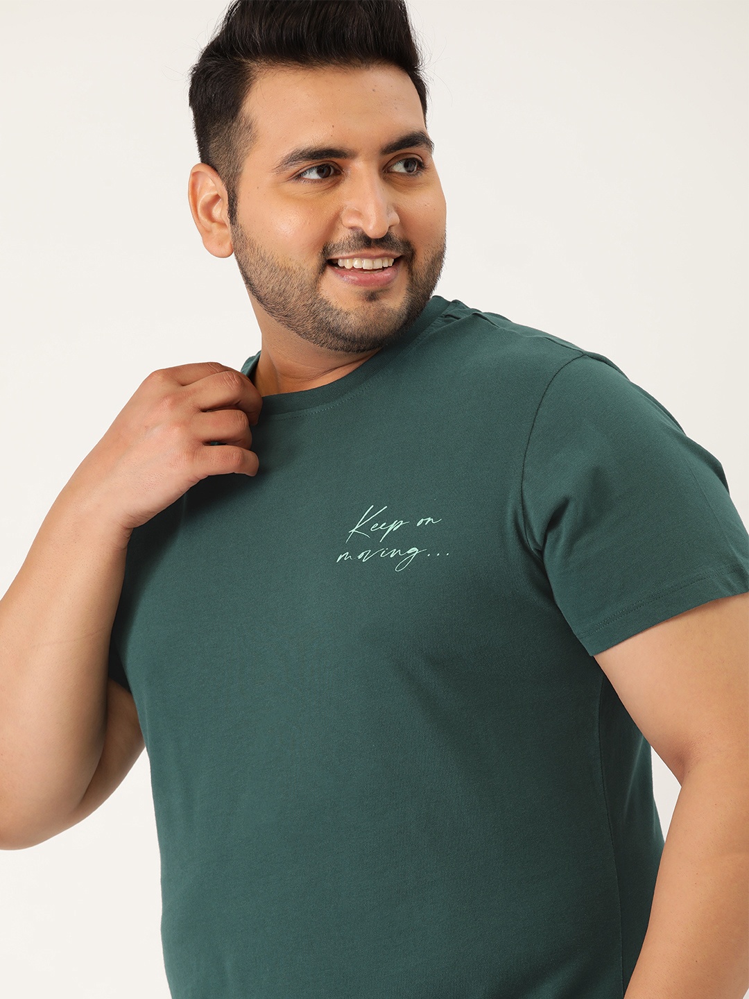 

Sztori Men Plus Size Green Pure Cotton Solid T-shirt