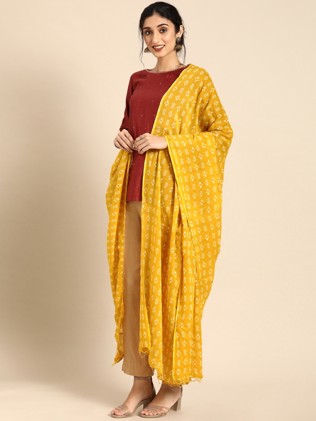 

Shaily Mustard Yellow & White Printed Dupatta