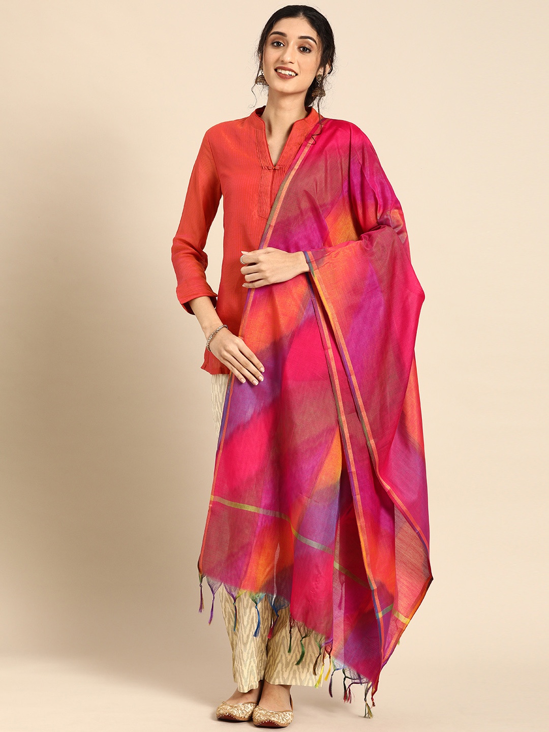 

Shaily Pink & Purple Printed Dupatta