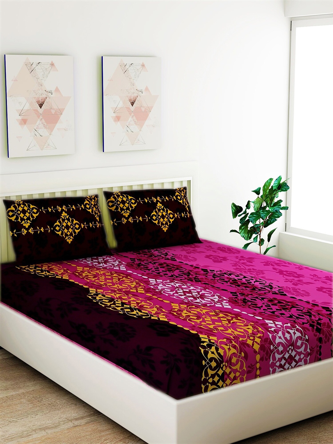 

Salona Bichona Magenta & Black Ethnic Motifs 120 TC Cotton 1 Queen Bedsheet with 2 Pillow Covers