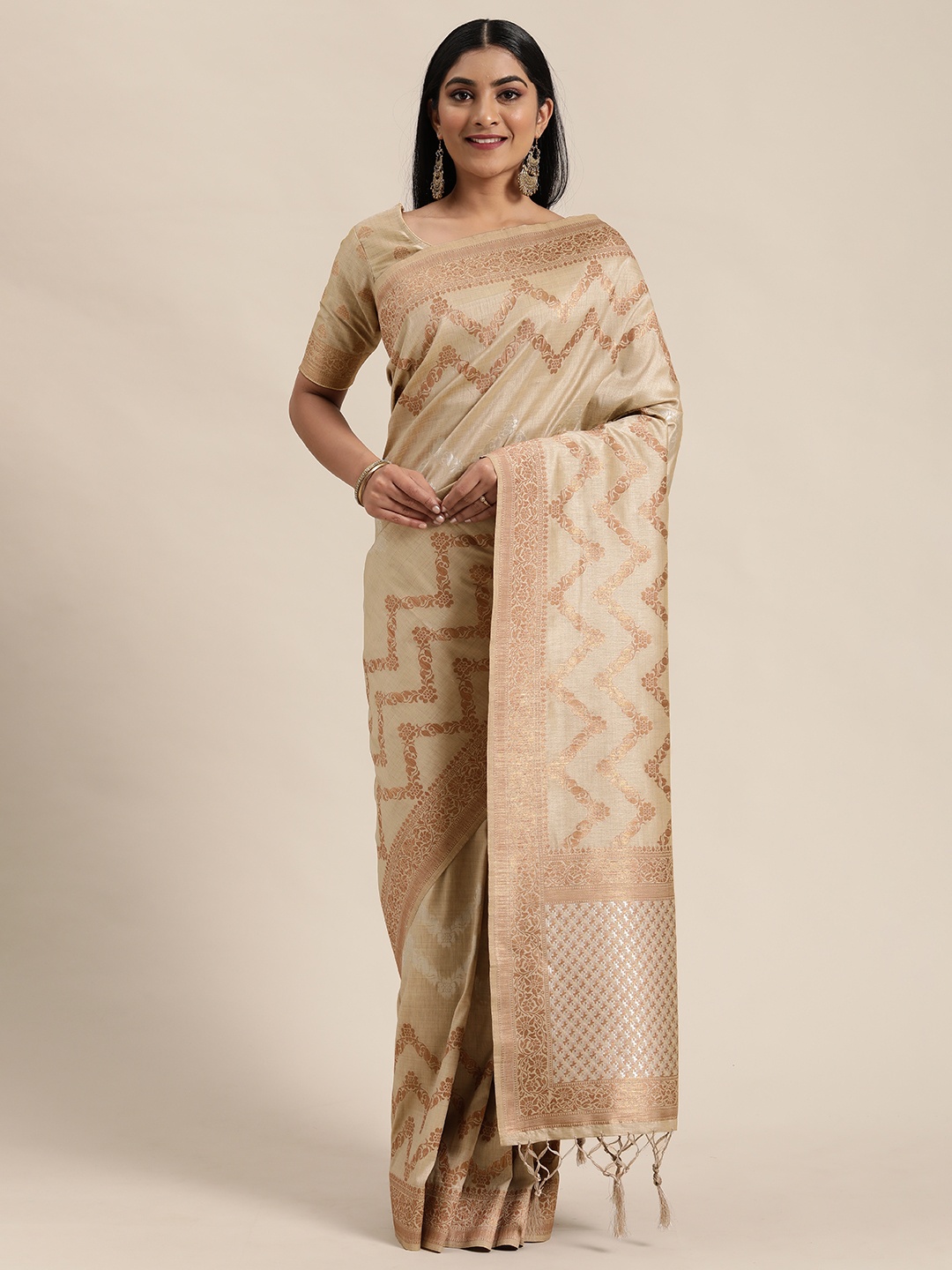 

flaher Beige & Gold-Toned Woven Design Banarasi Saree