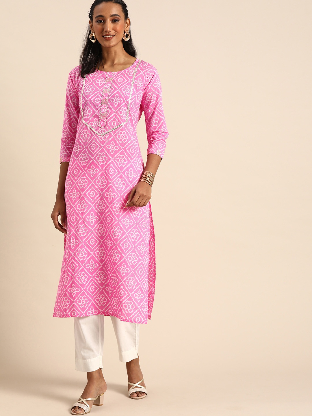 

Rajnandini Women Pink & White Bandhani Printed Kurta