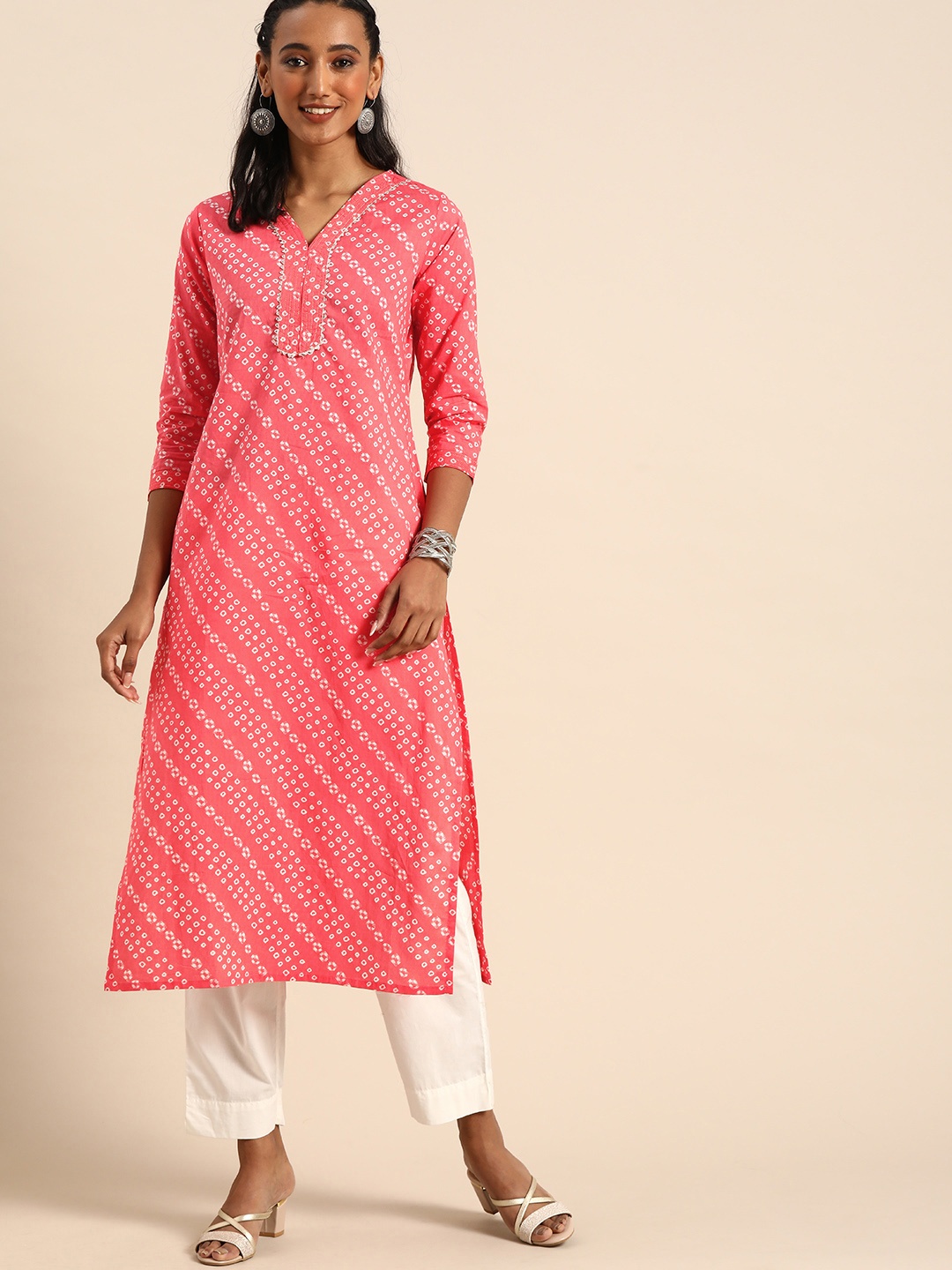 

Rajnandini Women Coral Red & White Bandhani Printed Kurta