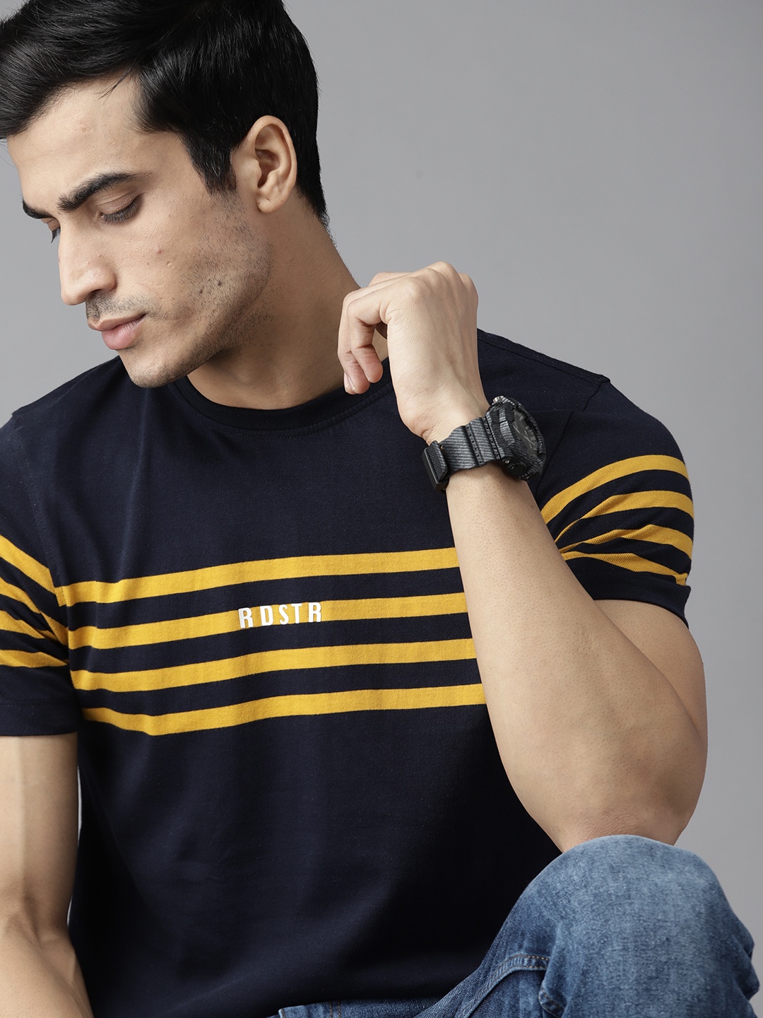 

The Roadster Lifestyle Co Men Navy Blue & Mustard Yellow Cotton Striped T-shirt