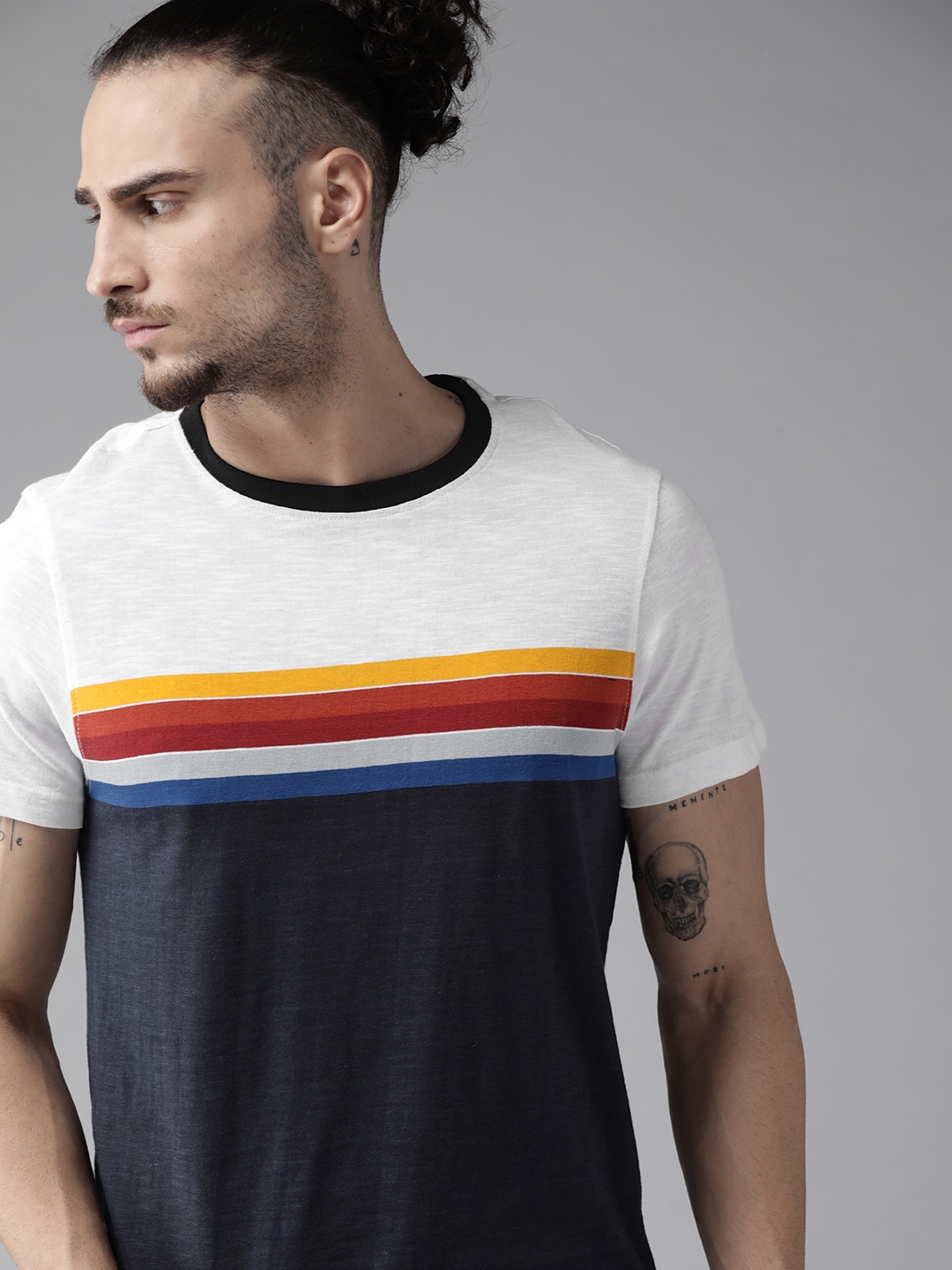 

The Roadster Lifestyle Co Men Navy Blue White Pure Cotton Colourblocked Pure Cotton T-shirt