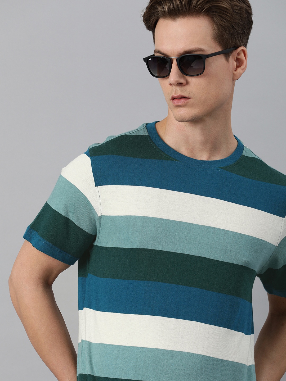 

The Roadster Lifestyle Co Men Blue White Striped Pure Cotton T-shirt