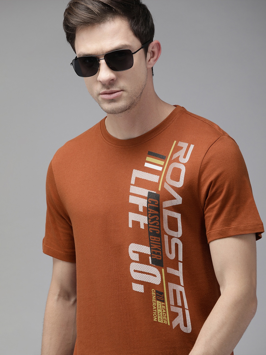 

The Roadster Lifestyle Co Men Rust Orange White Cotton Brand Logo Printed Pure Cotton T-shirt