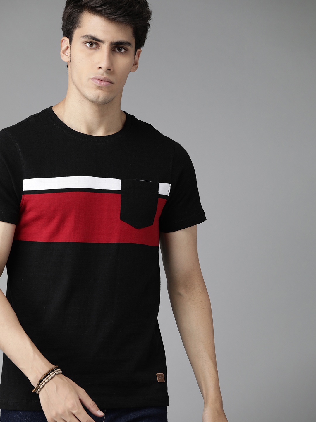 

The Roadster Lifestyle Co Men Black Red Colourblocked Pure Cotton T-shirt