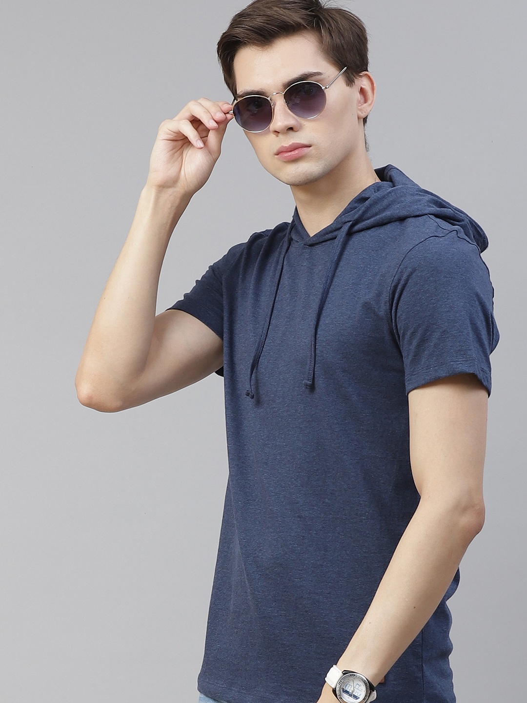 

The Roadster Lifestyle Co Men Blue Solid Hood Pure Cotton T-shirt