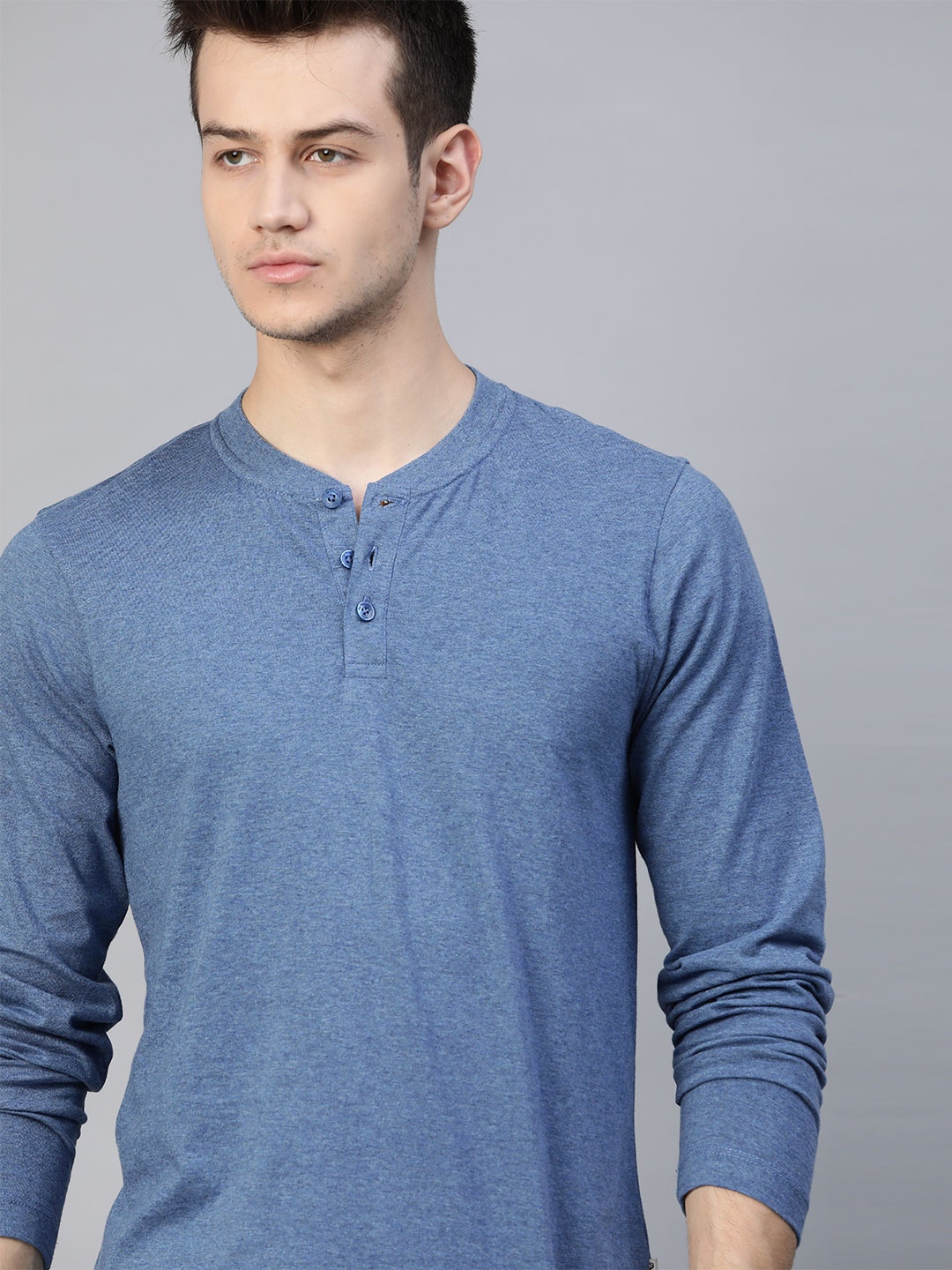 

The Roadster Lifestyle Co Men Blue Solid Henley Neck Pure Cotton T-shirt