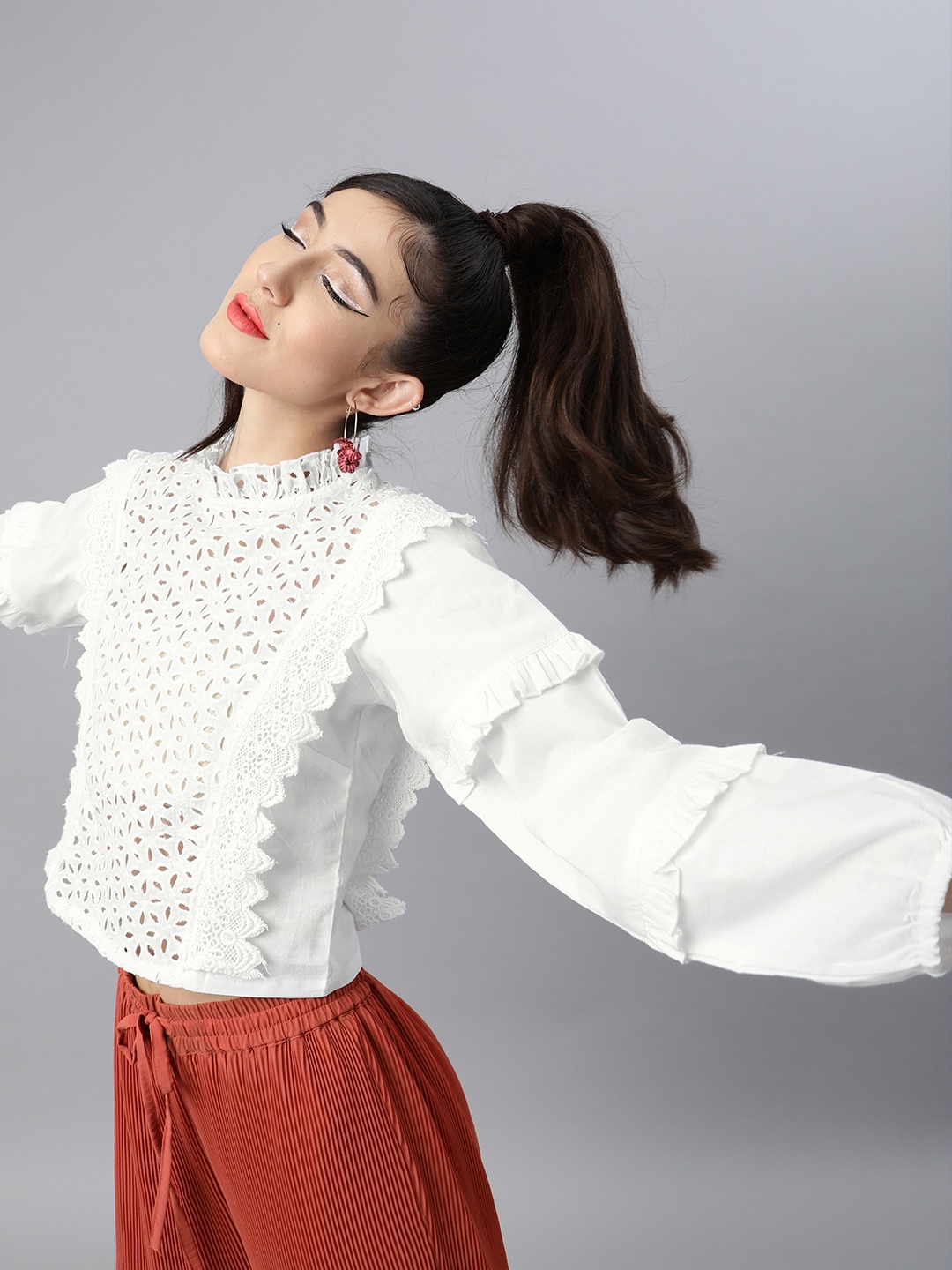 

plusS White Pure Cotton Ruffled Schiffli Laced Regular Top
