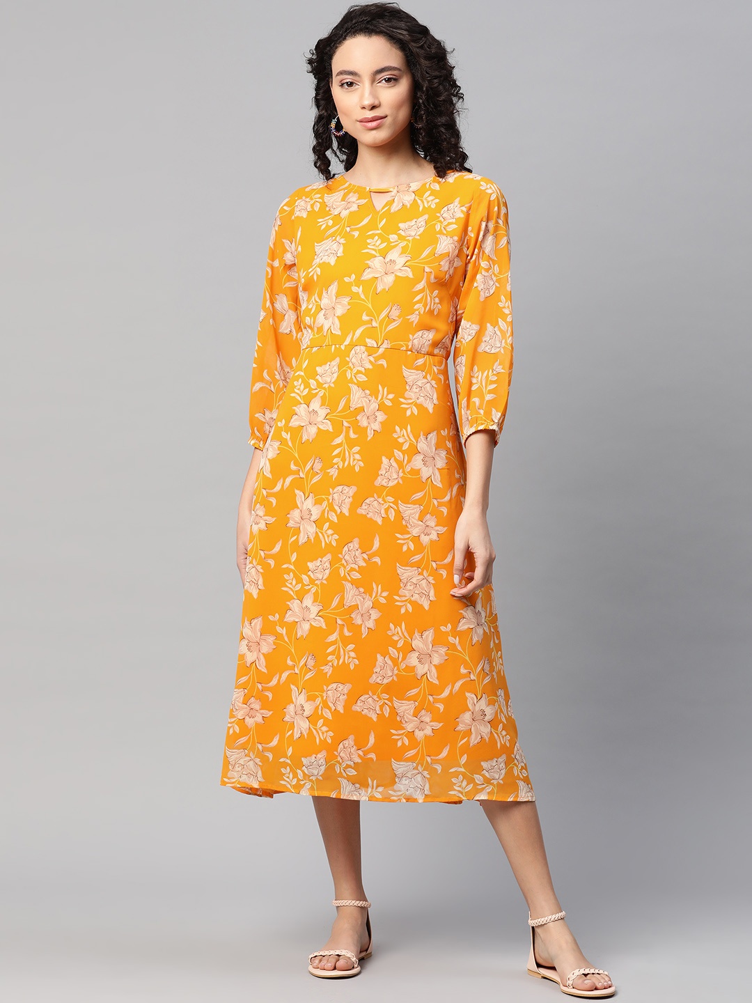 

plusS Women Mustard Yellow & Beige Floral Printed Maxi Dress