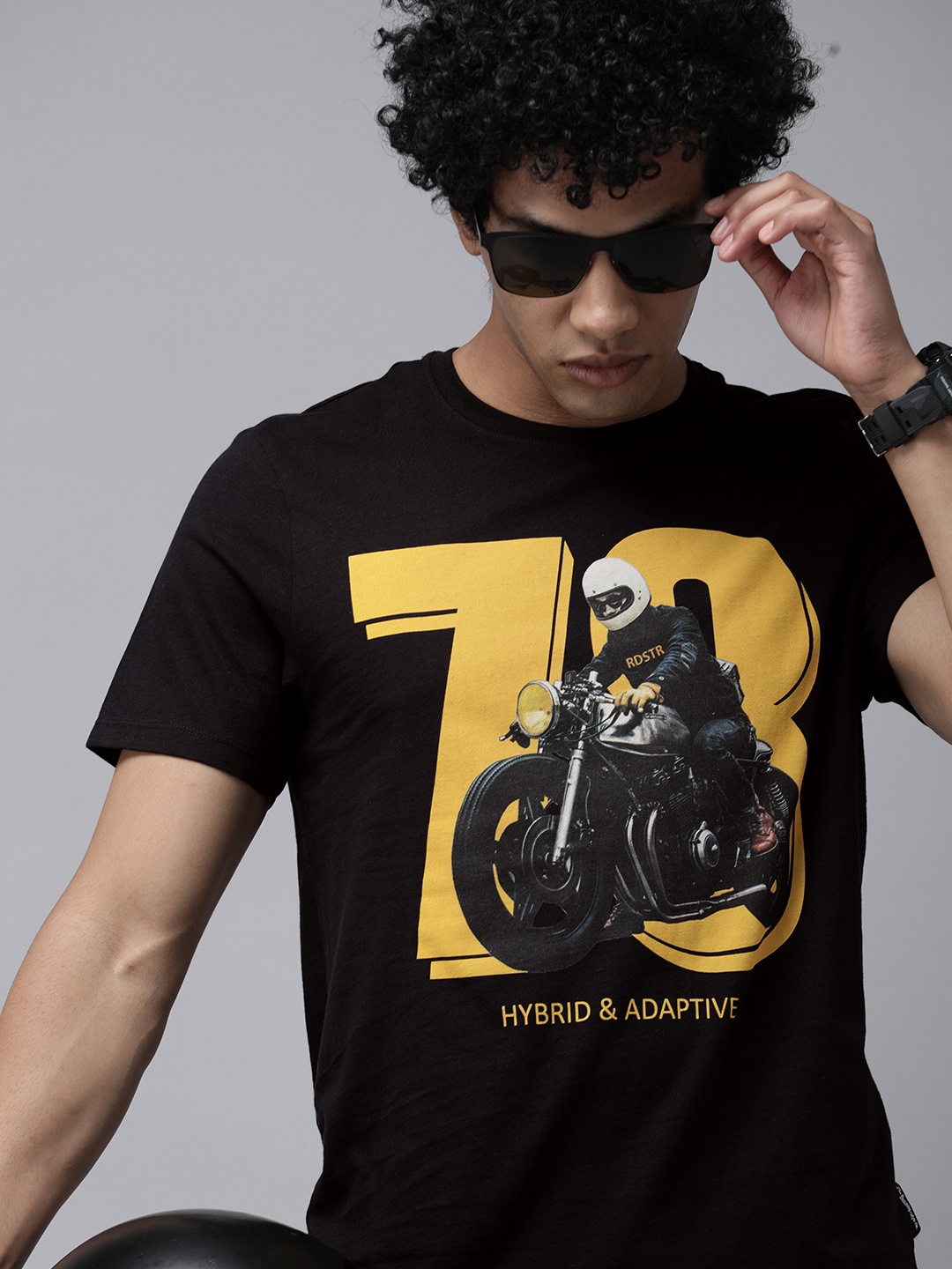 

The Roadster Lifestyle Co Men Black & Yellow Biker Printed Pure Cotton T-shirt