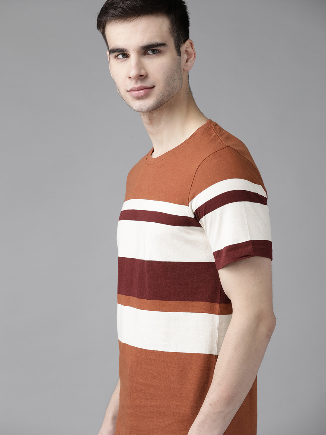 

The Roadster Lifestyle Co Men Brown & Cream-Coloured Striped Cotton T-shirt