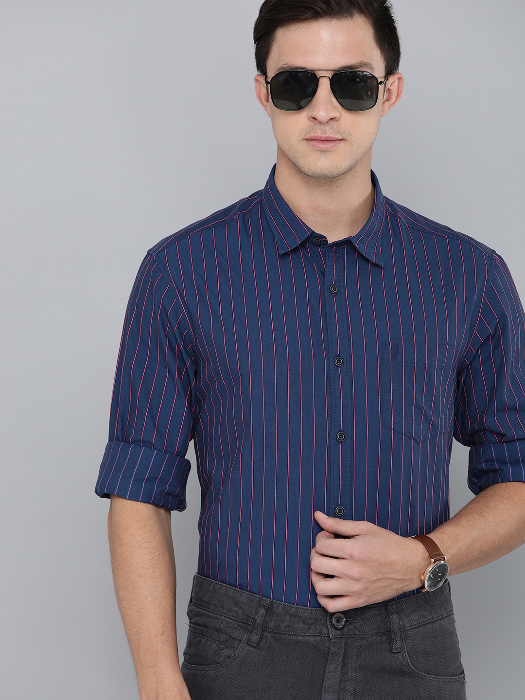 

Indian Terrain Men Navy Blue Slim Fit Striped Casual Shirt