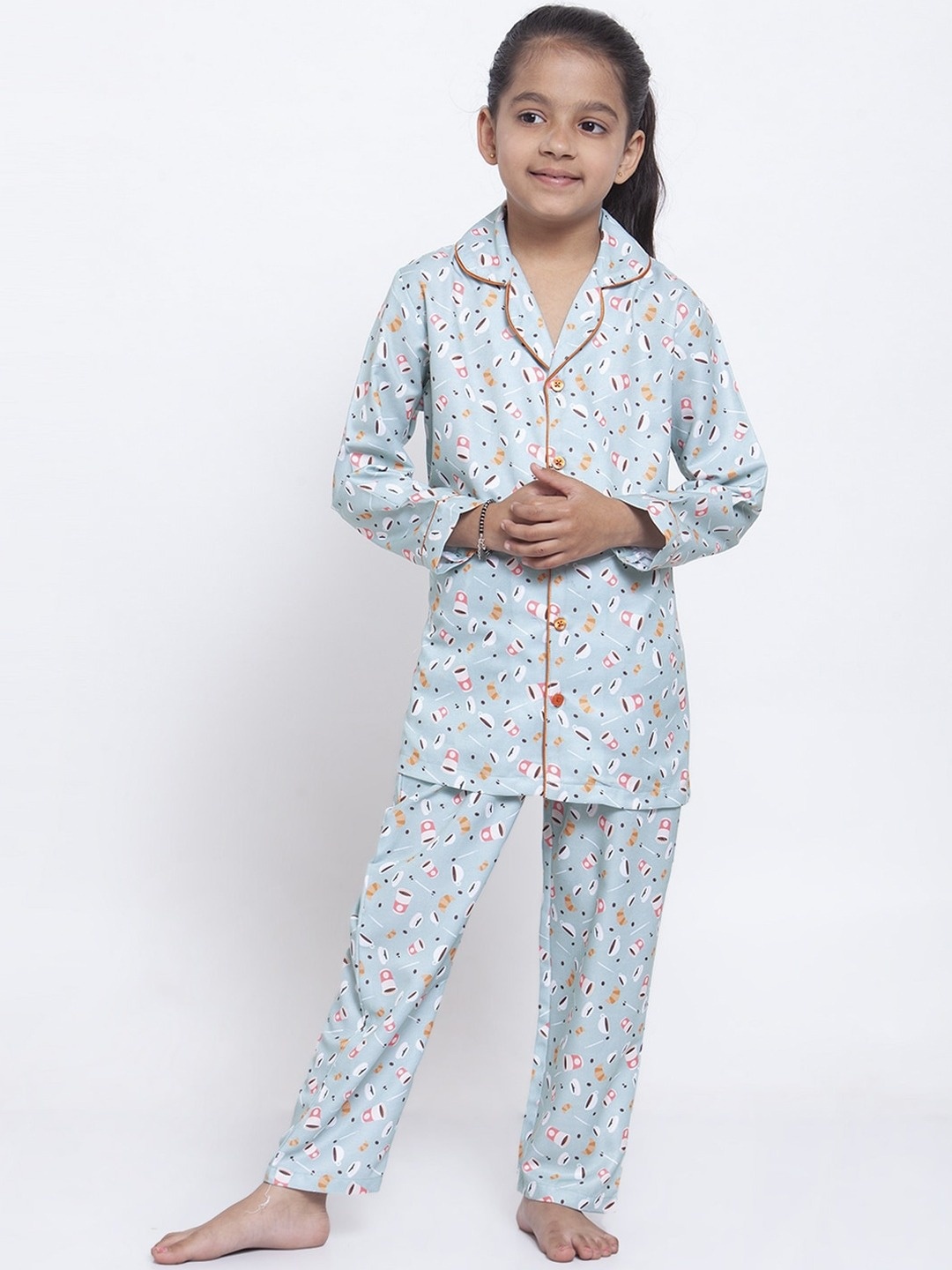 

MAXENCE Girls Blue & White Printed Night Suit