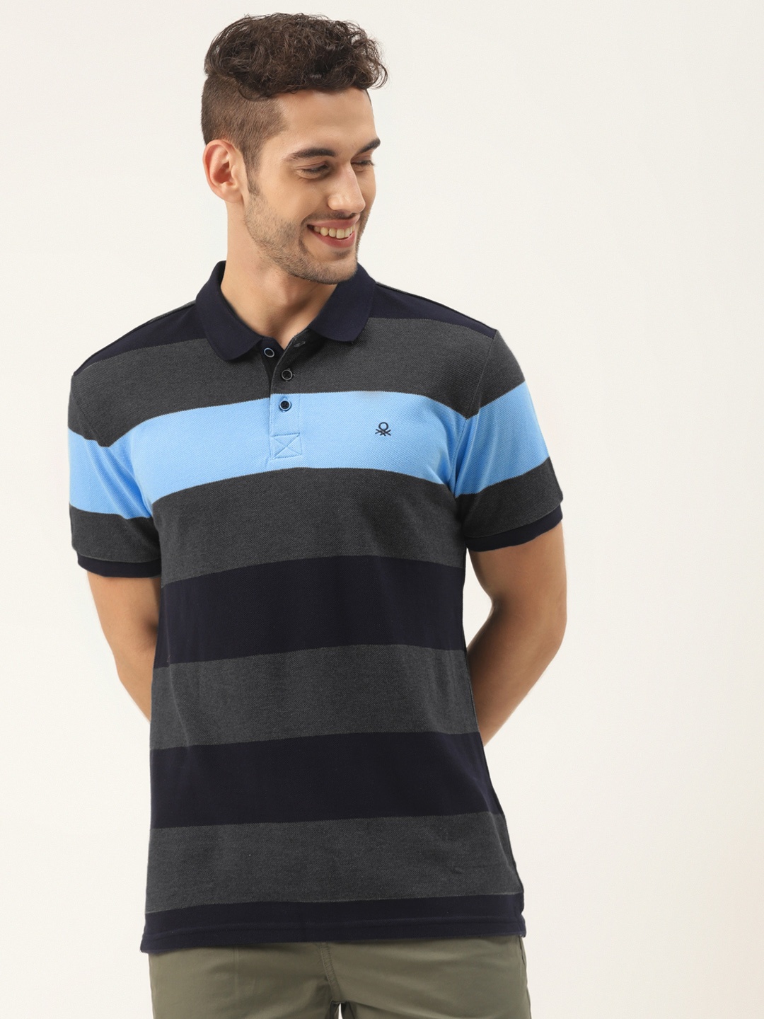 

United Colors of Benetton Men Charcoal Grey & Navy Blue Striped Pure Cotton T-shirt