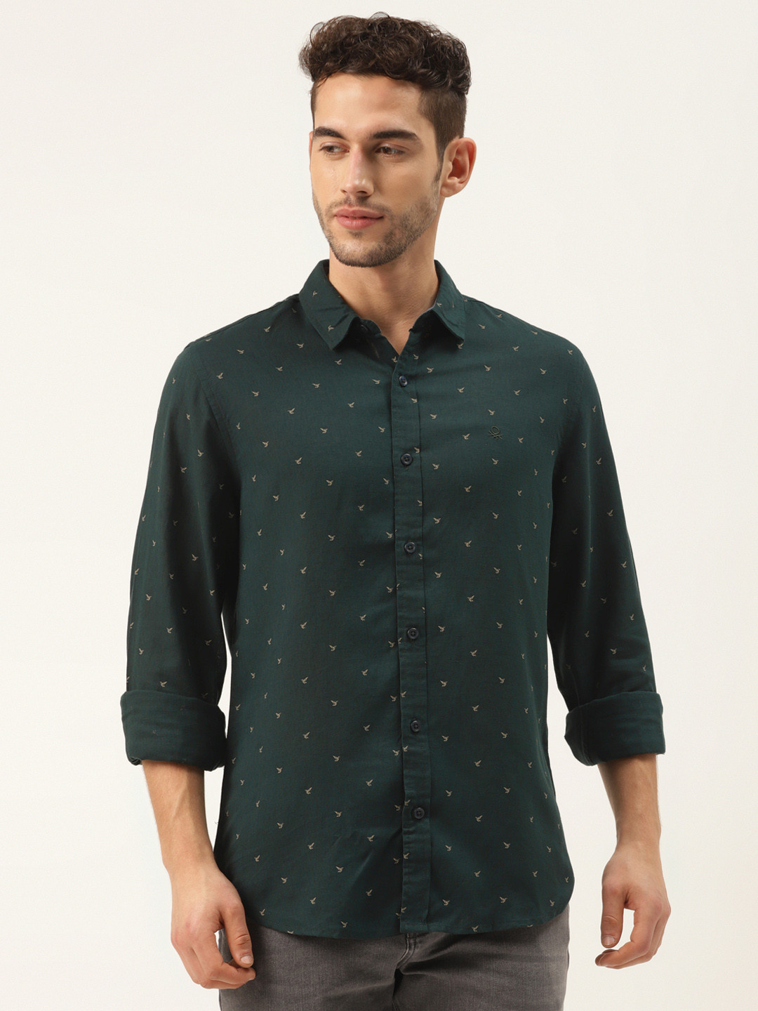 

United Colors of Benetton Men Green Slim Fit Printed Casual Shirt
