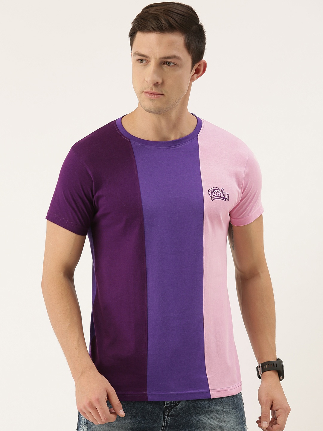 

DILLINGER Men Purple & Pink Striped Round Neck T-shirt