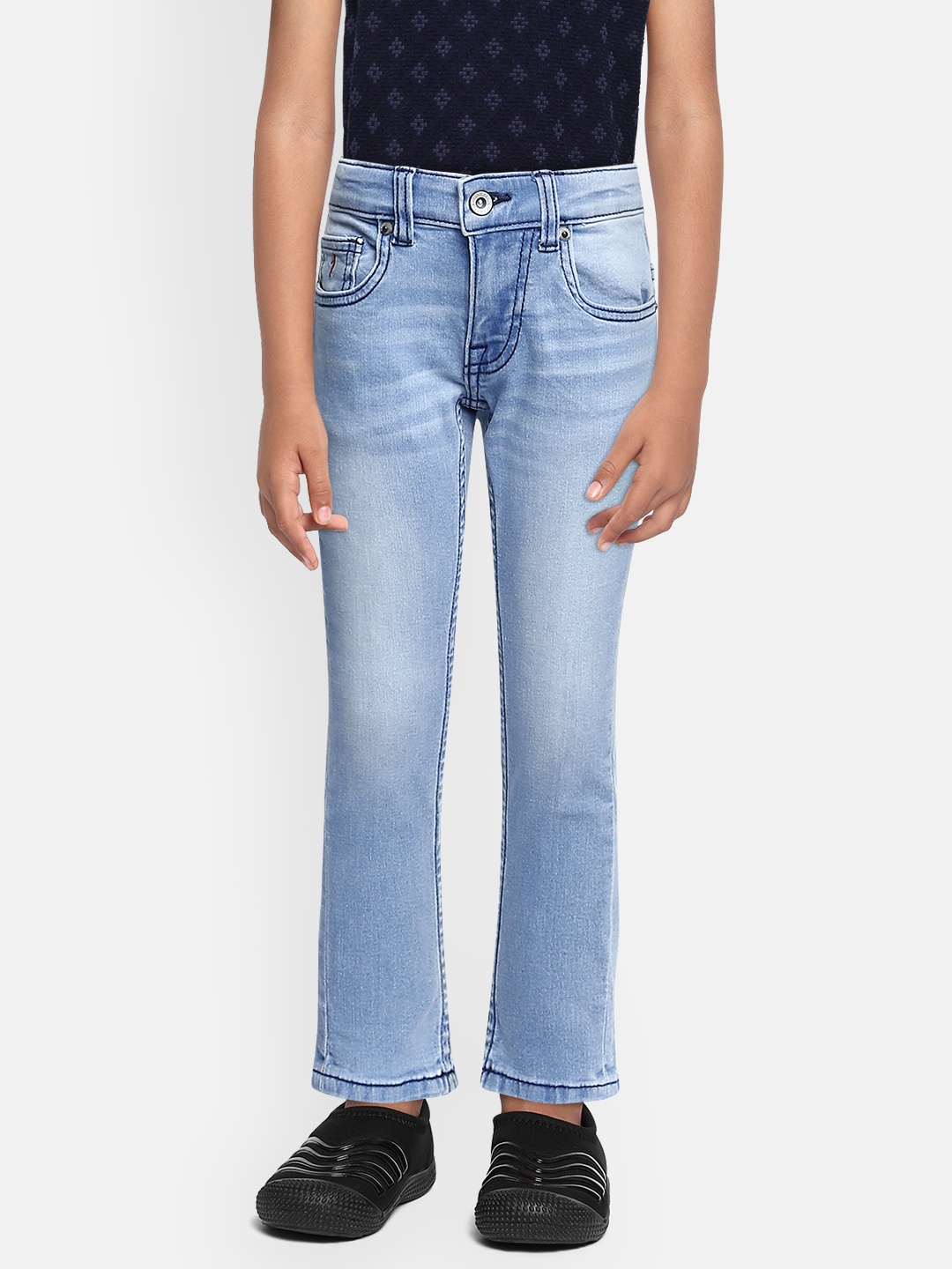 

Indian Terrain Boys Blue Regular Fit Mid-Rise Clean Look Stretchable Jeans