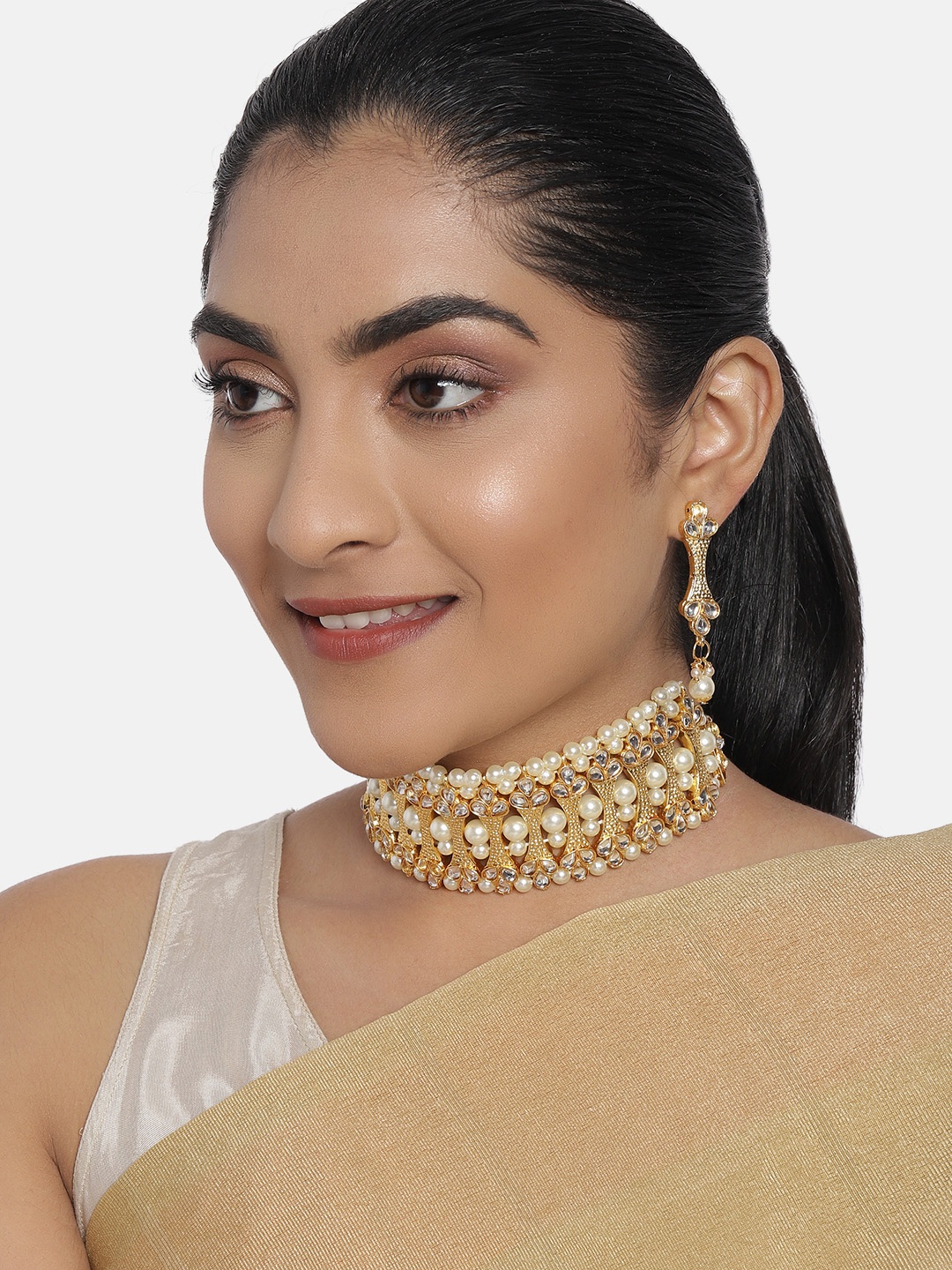 

Zaveri Pearls White Gold-Plated Pearls & Kundan Studded Jewellery Set