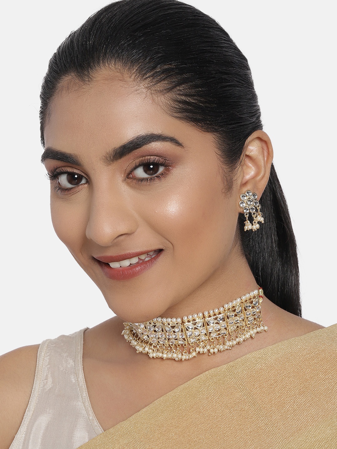 

Zaveri Pearls White Gold-Plated Pearls & Kundan Studded Wedding Jewellery Set