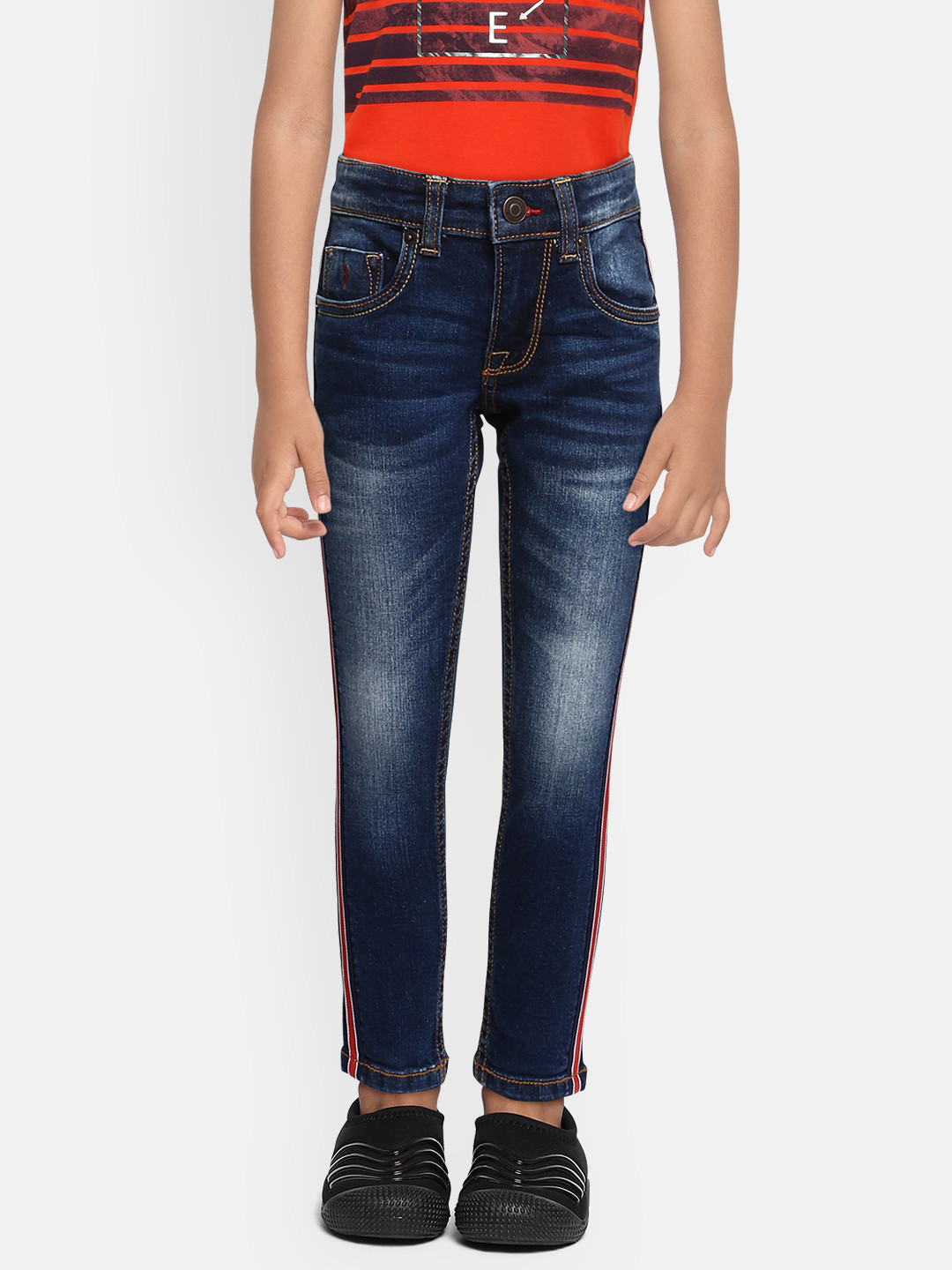 

Indian Terrain Boys Navy Blue Regular Fit Mid-Rise Clean Look Stretchable Jeans