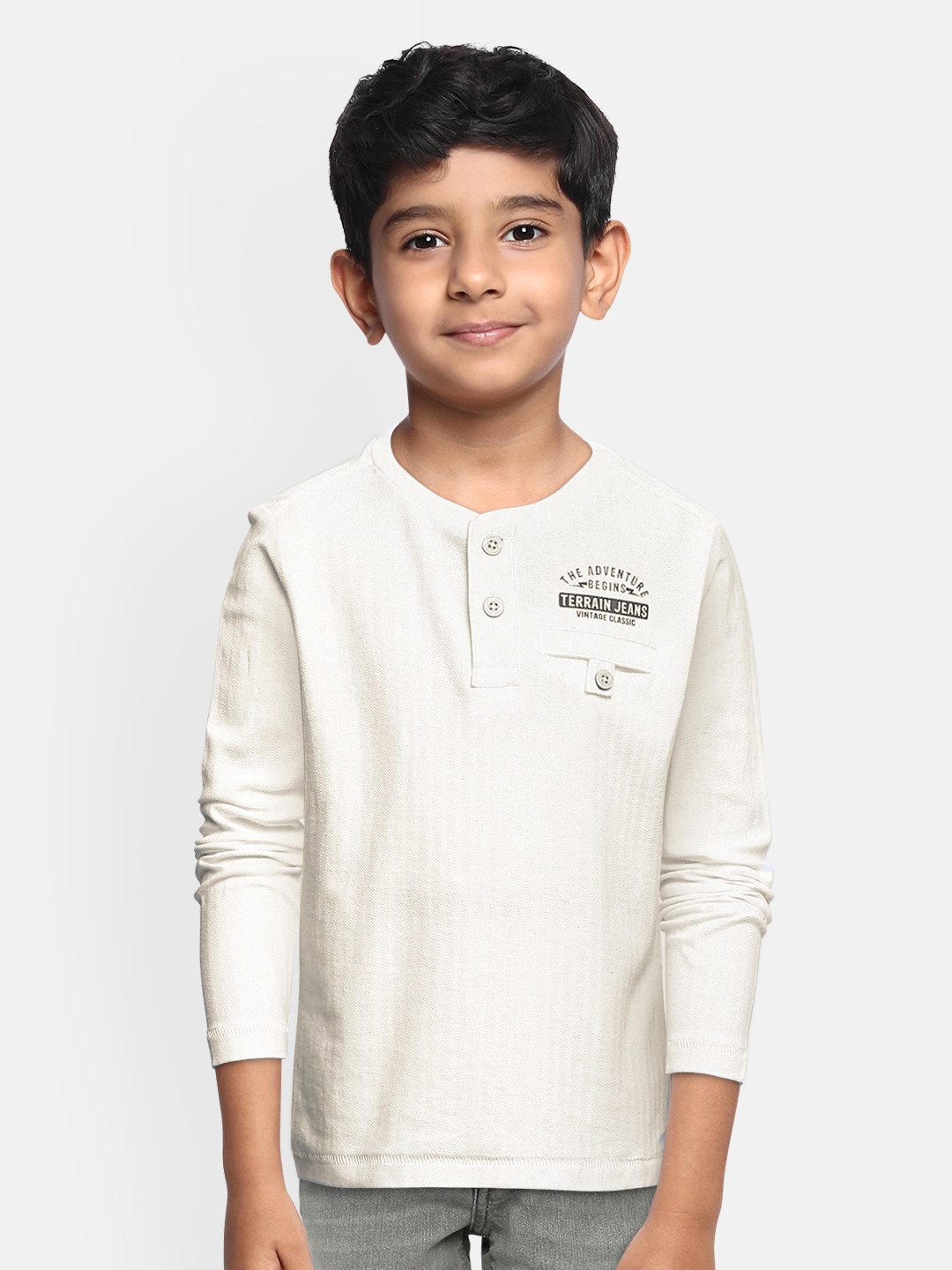 

Indian Terrain Boys White Solid Pure Cotton Henley Neck Pure Cotton T-shirt