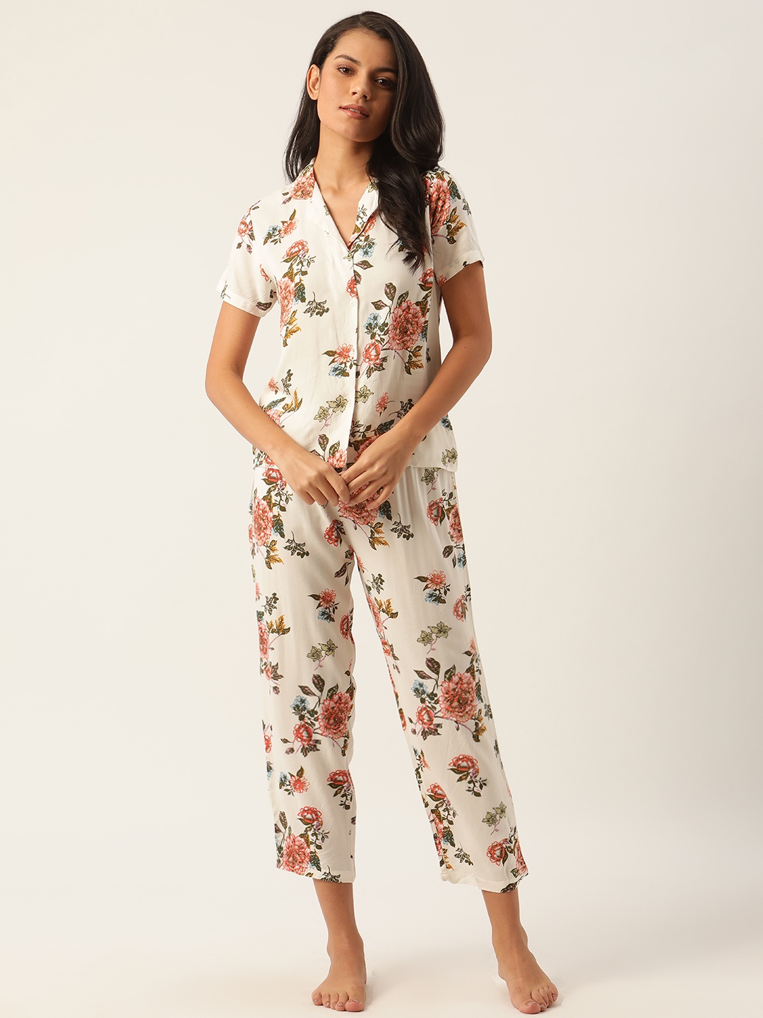 

ETC Women White & Peach Floral Printed Night Suit