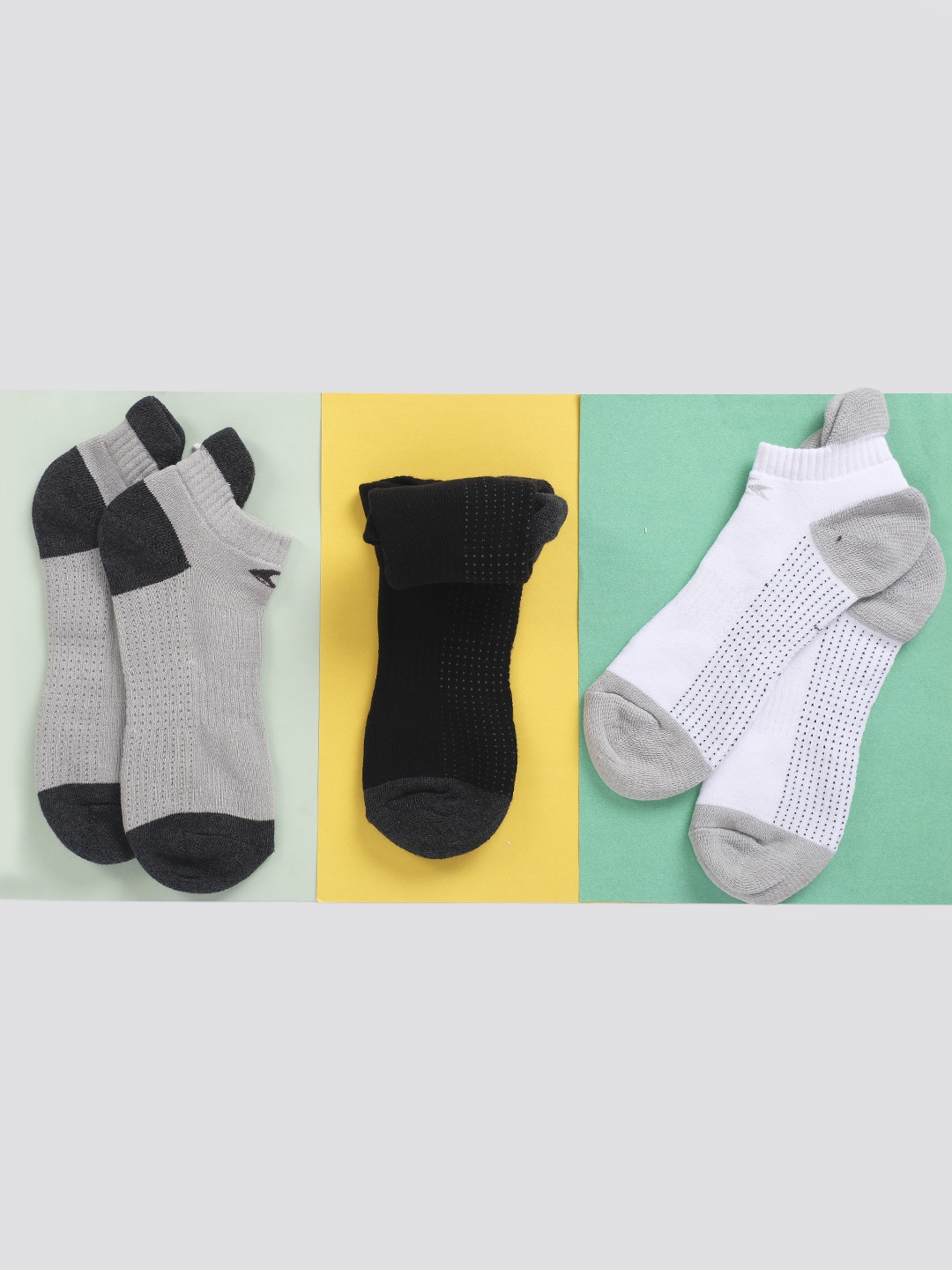 

Allen Cooper Men Pack of 3 Multicoloured Solid Ankle Length Socks, Black