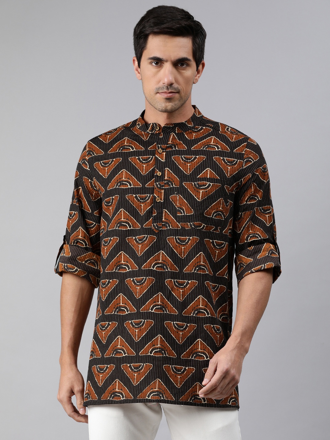 

Janasya Men Coffee Brown & Black Ethnic Motifs Printed Kantha Work Kurta