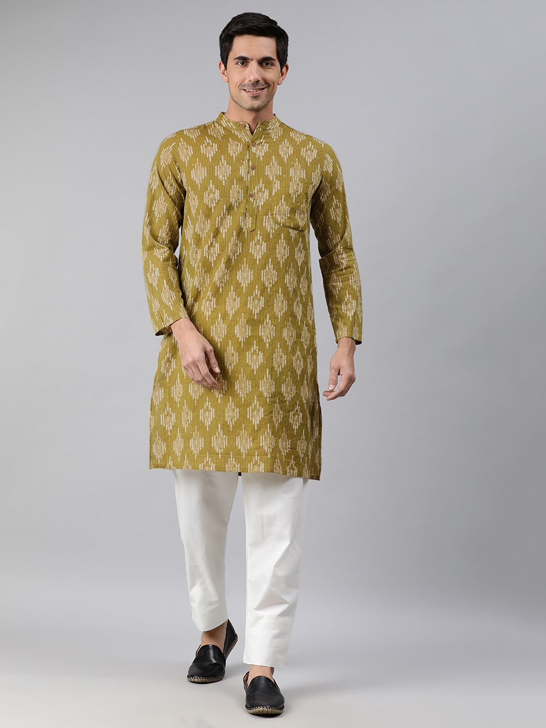 

Janasya Men Olive Green & Beige Ethnic Motif Printed Kantha Work Cotton Kurta