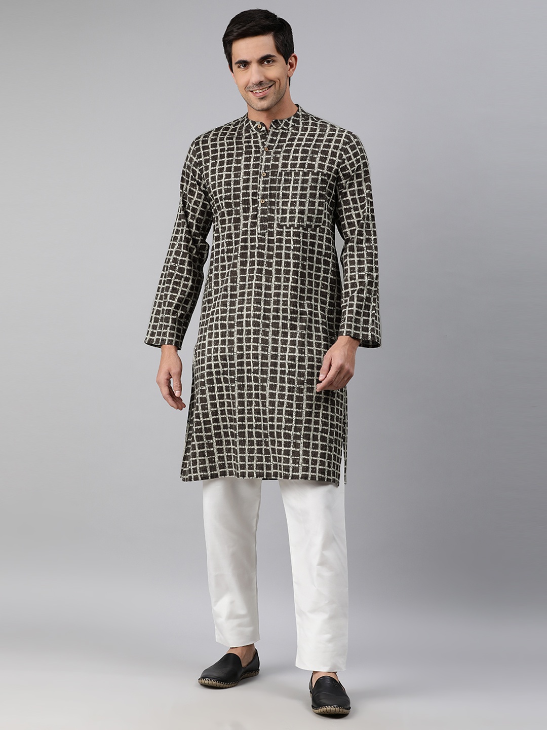 

Janasya Men Olive Green & White Checked Kurta