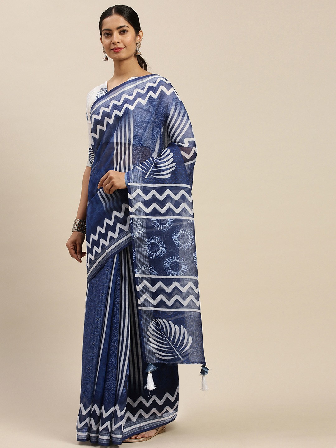 

Saree mall Navy Blue & White Printed Leheriya Saree