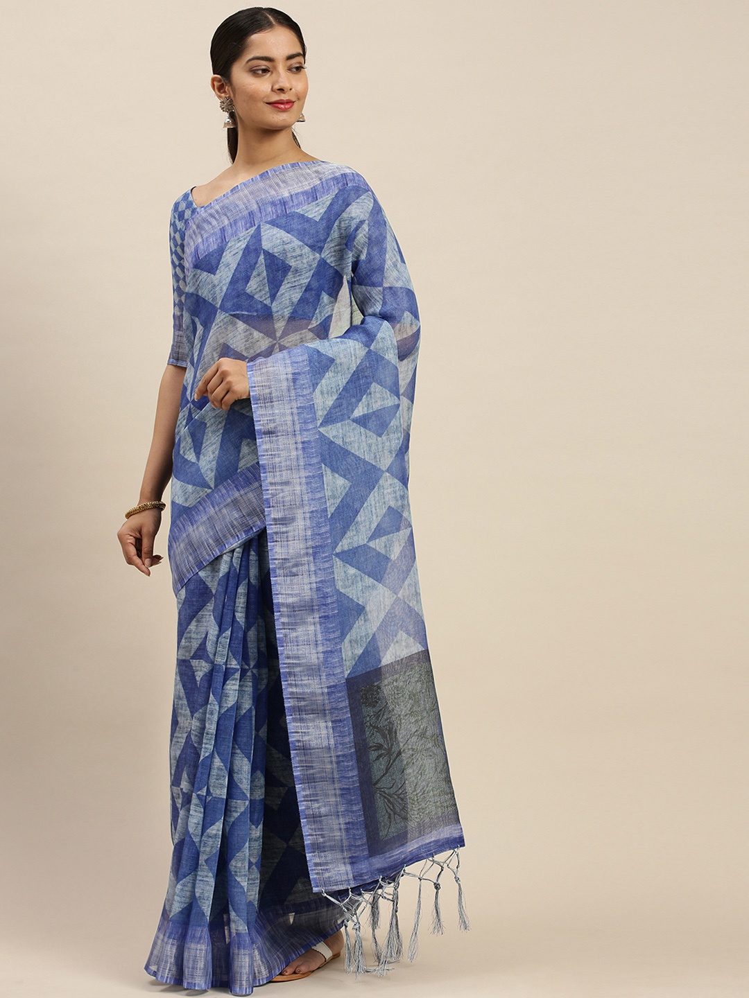 

Saree mall Blue Printed Block Print Saree