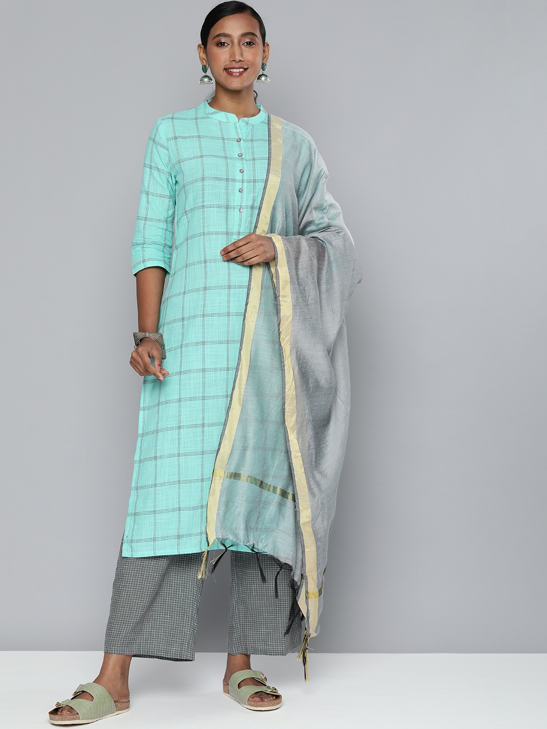 

Vishudh Women Green & Silver-Toned Printed Kurta with Palazzos & Dupatta