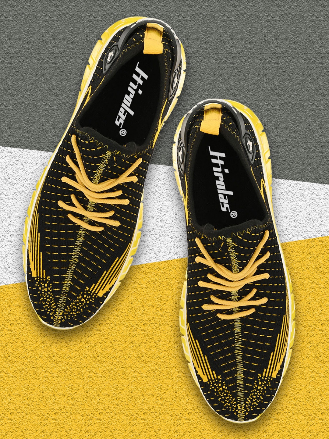 

HIROLAS Men Yellow Mesh Running Shoes