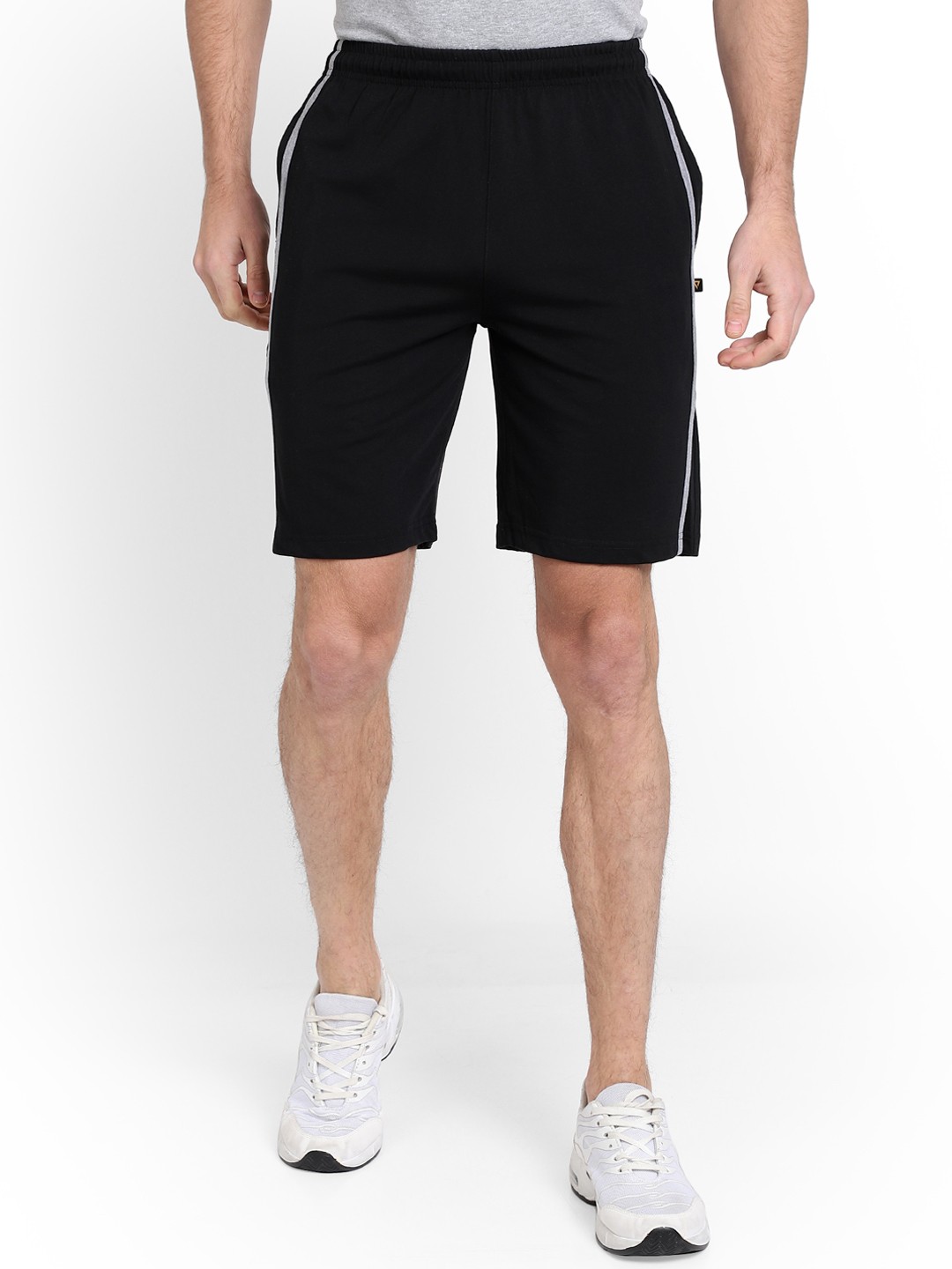 

PROTEENS Men Black Solid Regular Fit Sports Shorts