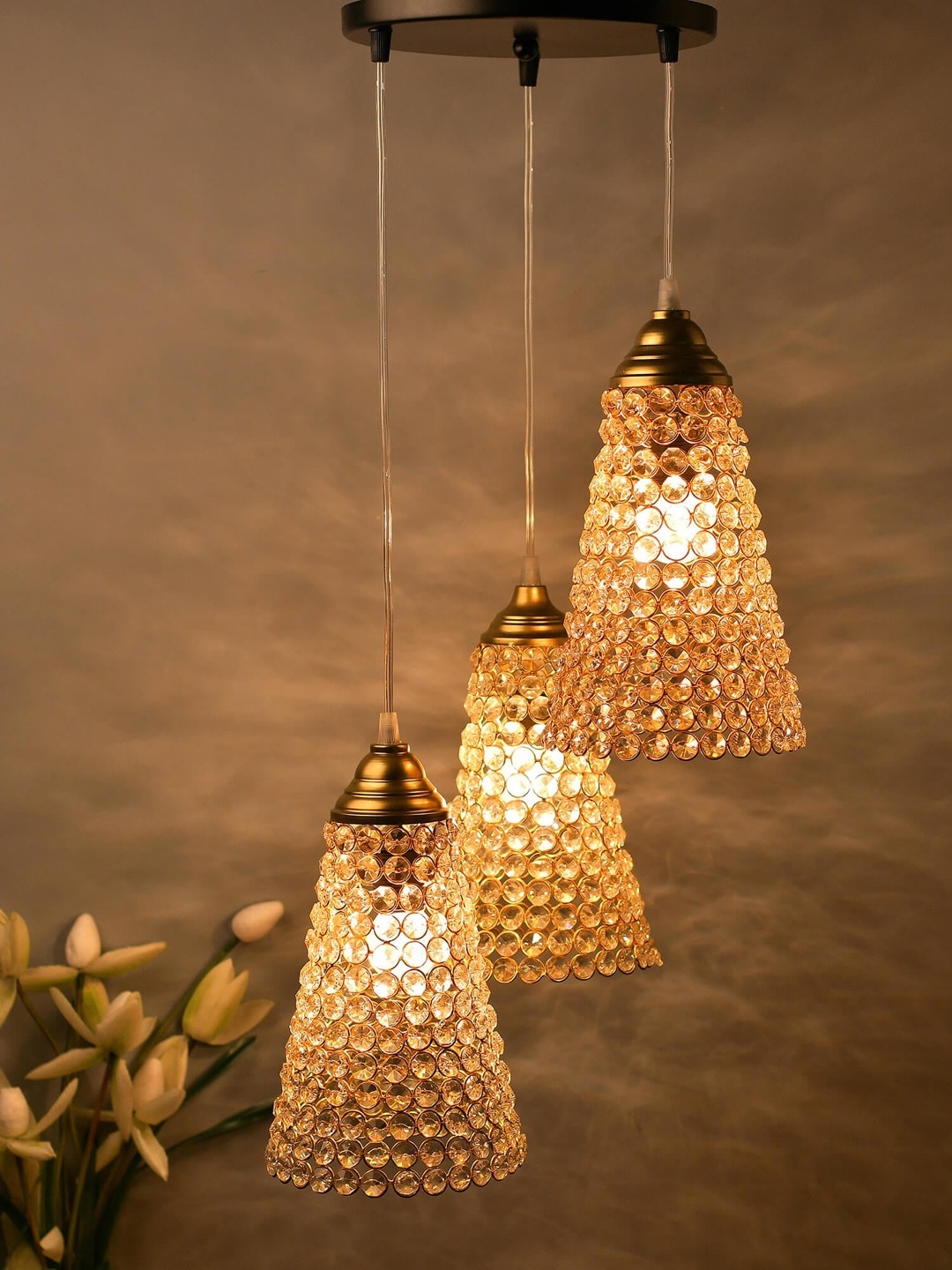 

Homesake Gold-Toned Textured Contemporary Cluster Light