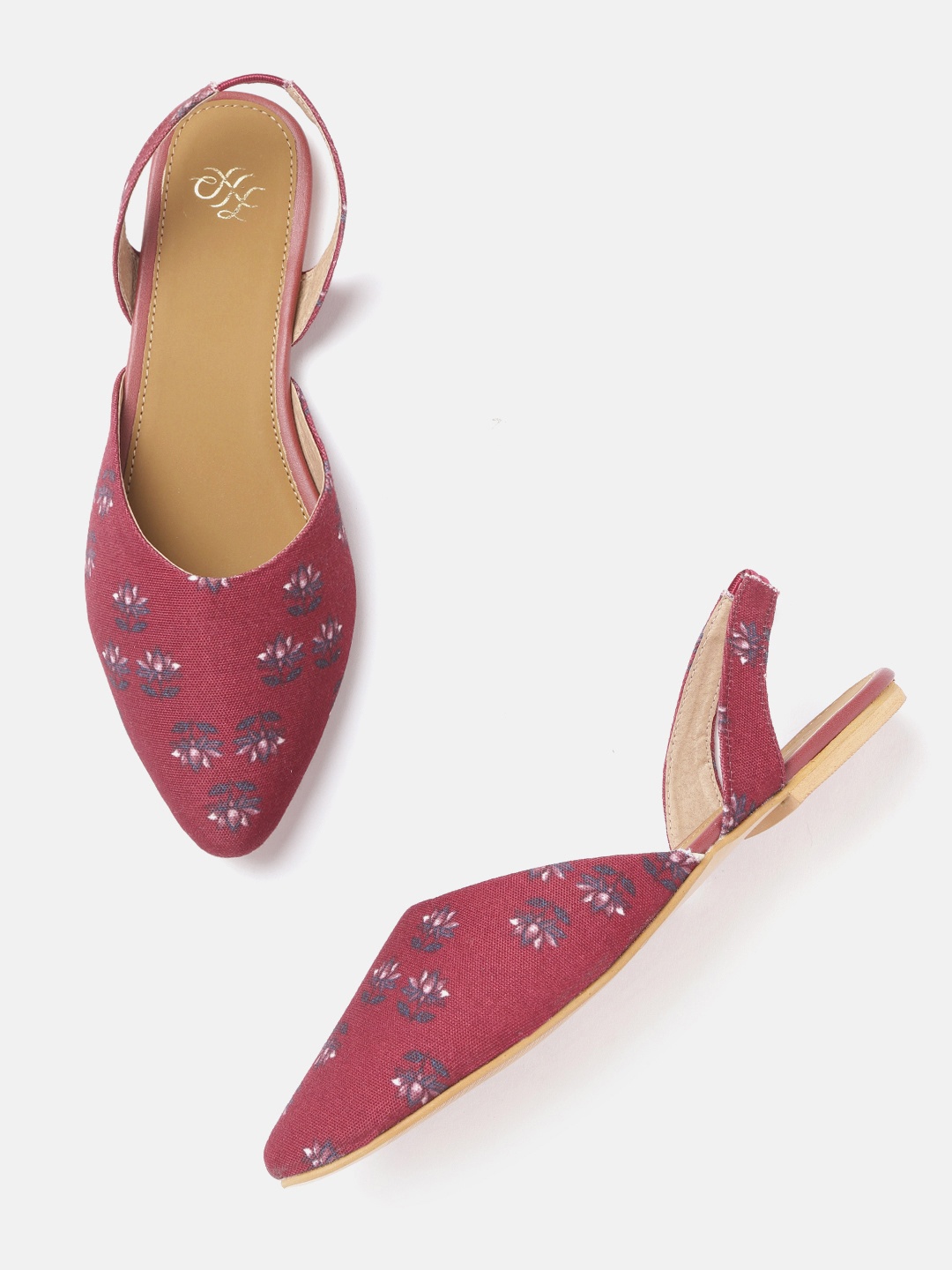 

House of Pataudi Women Maroon Lotus Printed Pointed Toe Flats