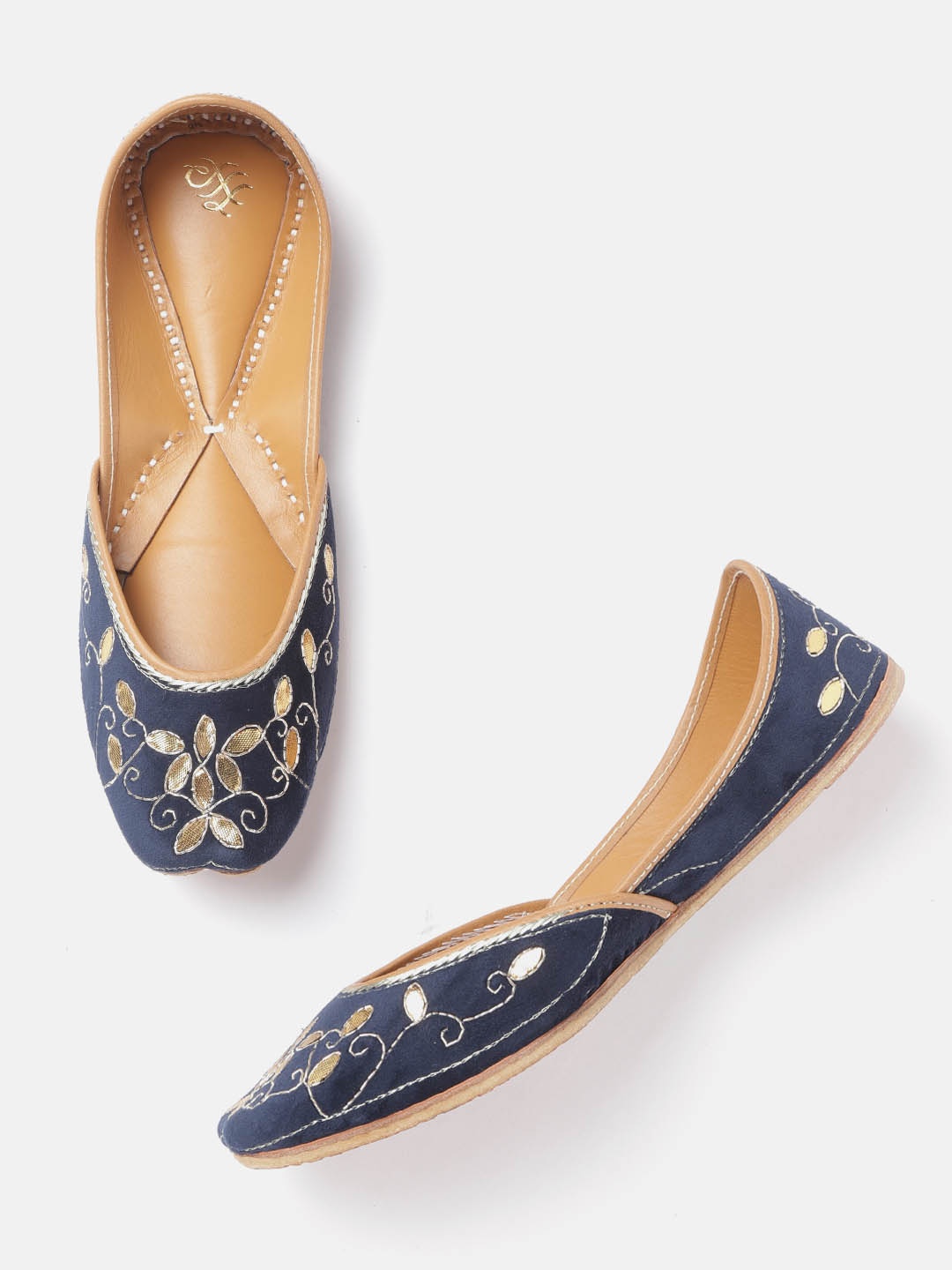 

House of Pataudi Women Navy Blue & Gold-Toned Velvet Finish Embroidered Mojaris