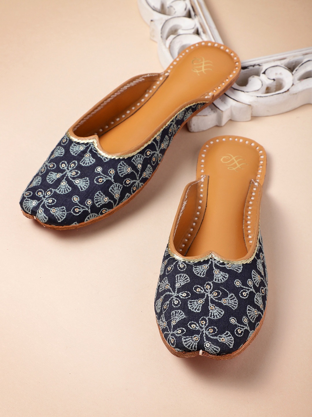 

House of Pataudi Women Navy Blue Embroidered Handcrafted Mules