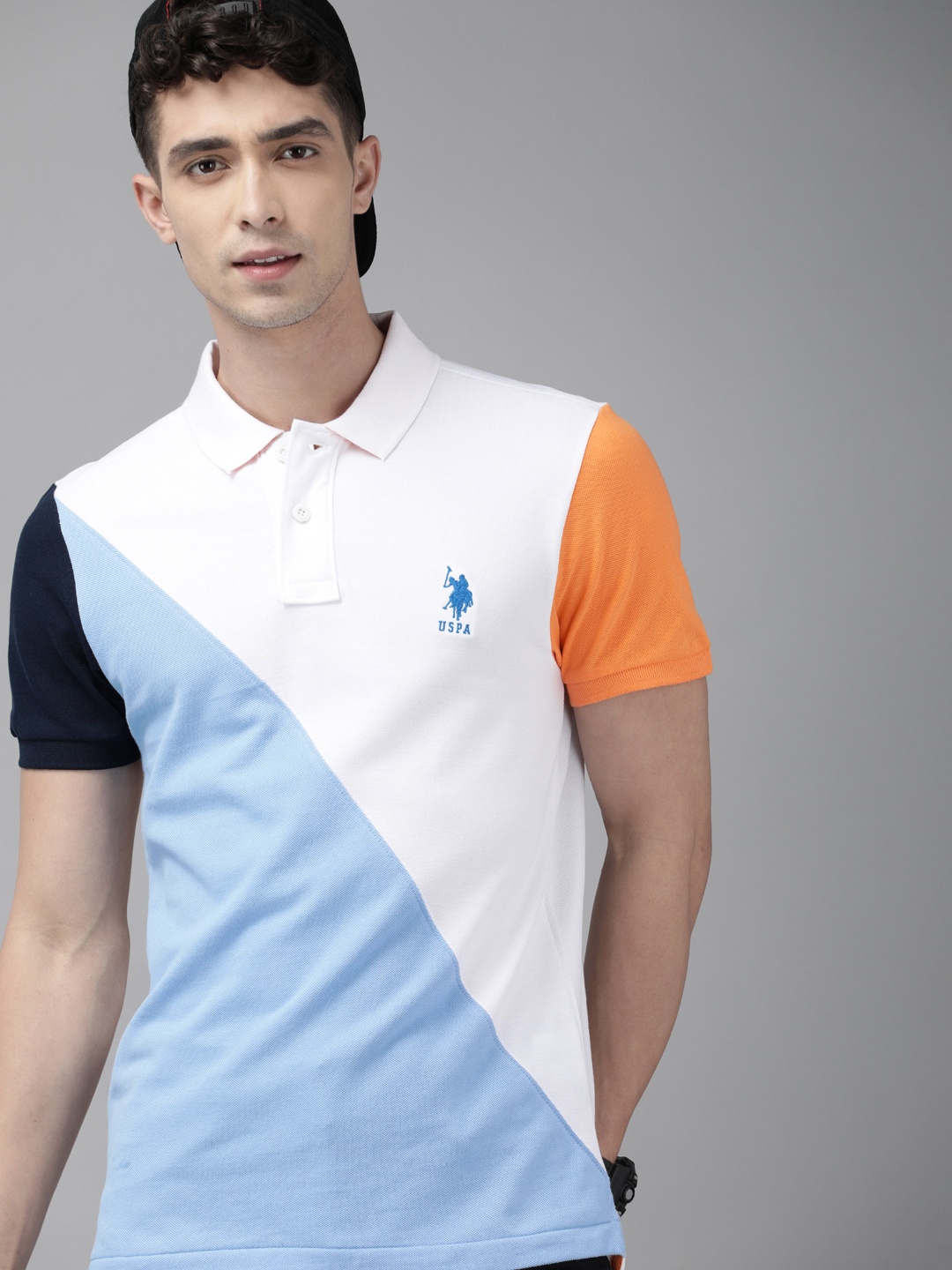 

U.S. Polo Assn. Men White Blue Colourblocked Round Neck Pure Cotton T-shirt